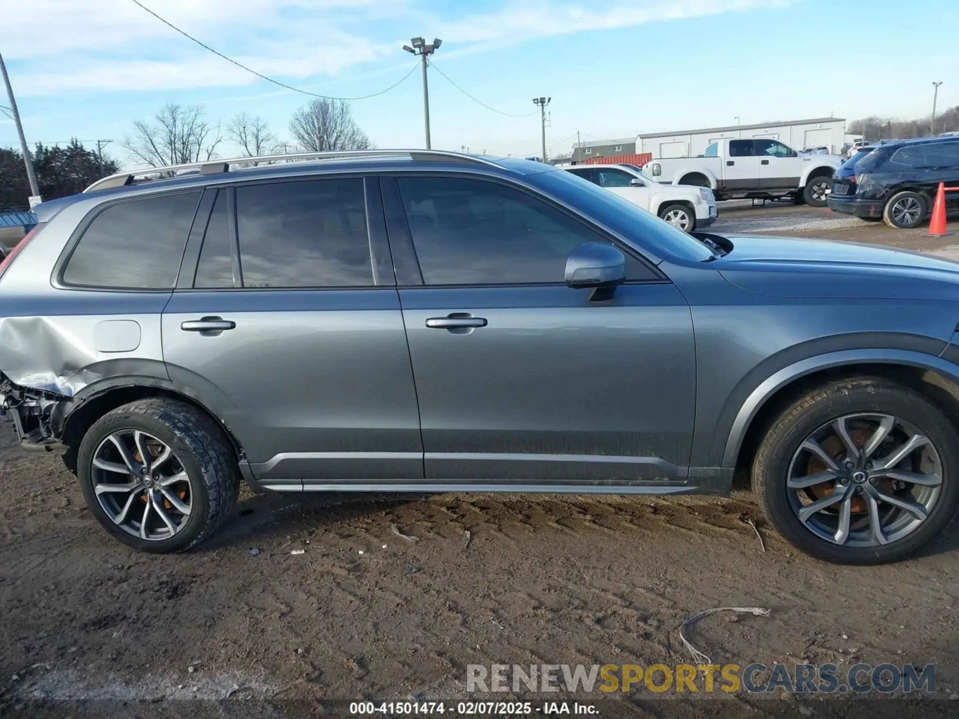 12 Photograph of a damaged car YV4102PK0K1419547 VOLVO XC90 2019