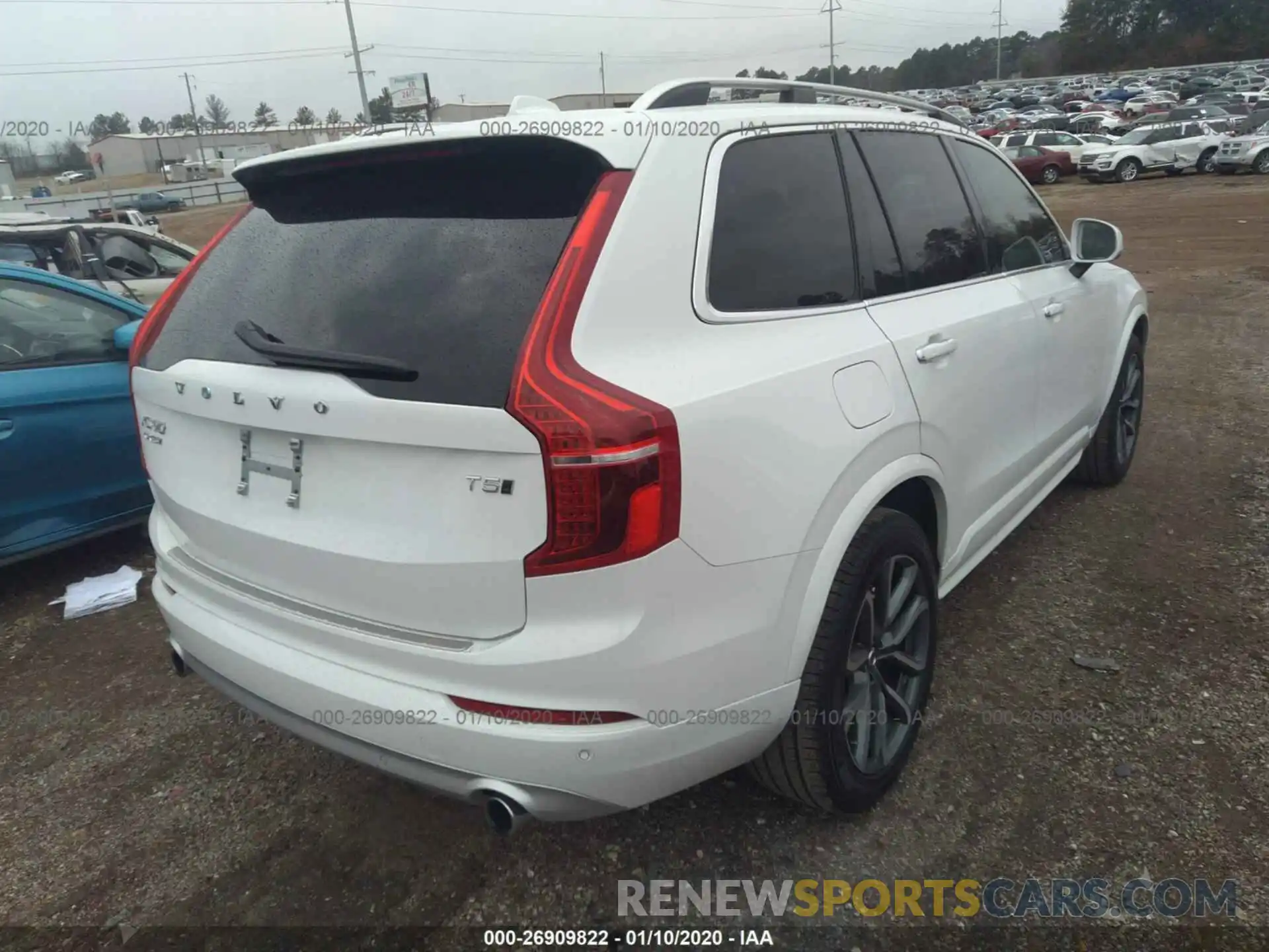 4 Photograph of a damaged car YV4102PK1K1509726 VOLVO XC90 2019