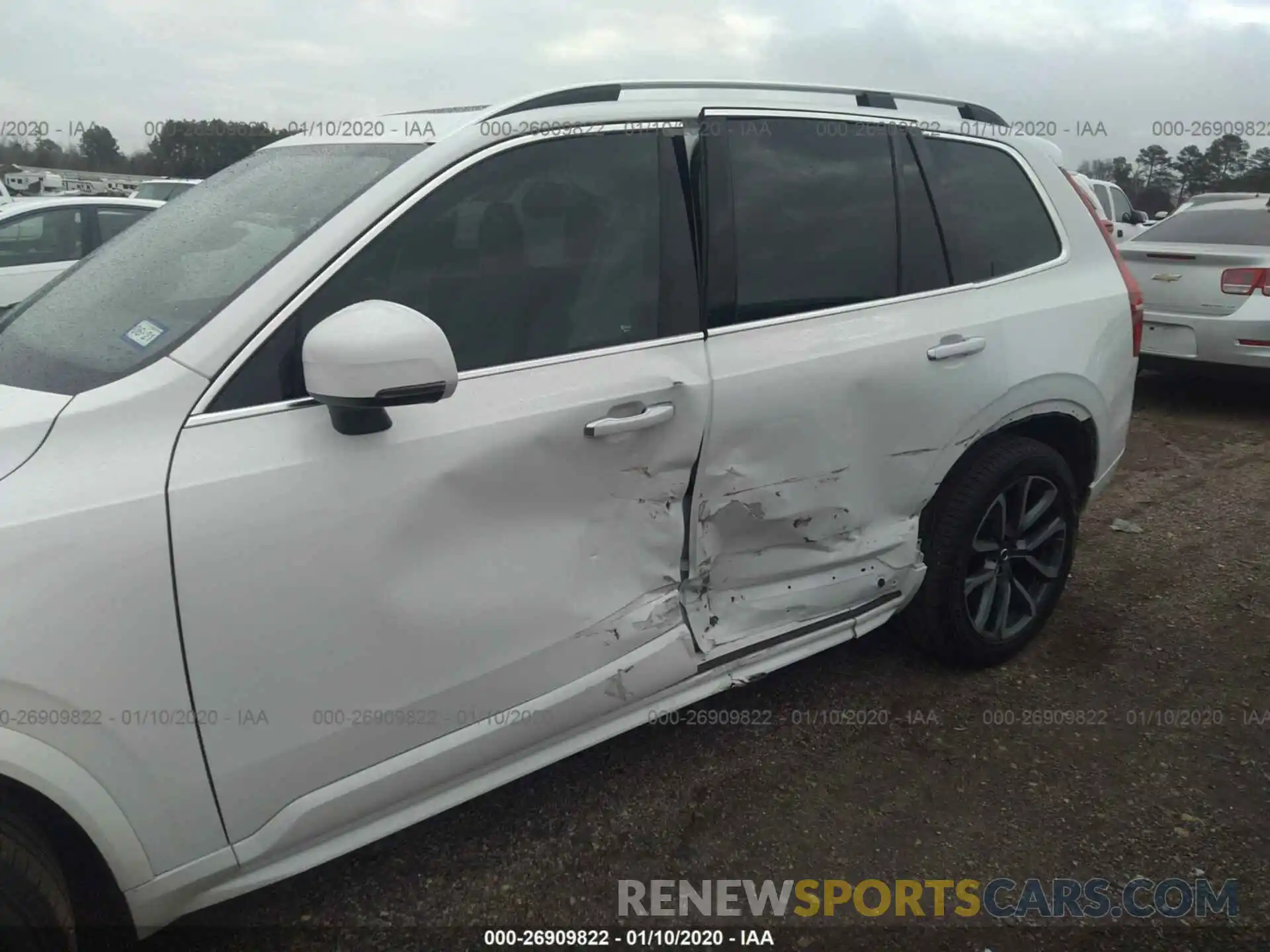 6 Photograph of a damaged car YV4102PK1K1509726 VOLVO XC90 2019