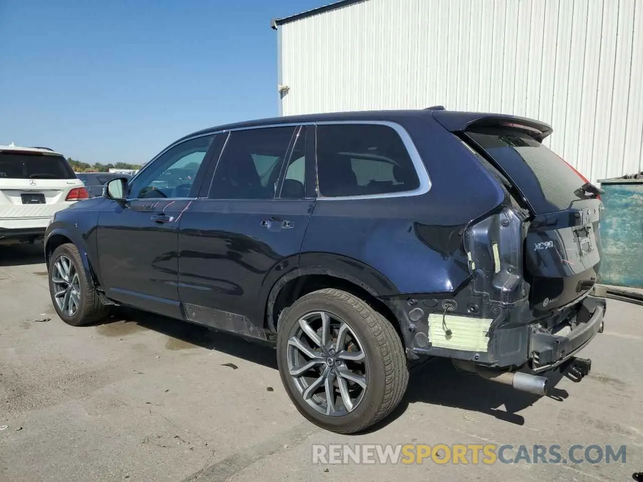 2 Photograph of a damaged car YV4102PK8K1485926 VOLVO XC90 2019