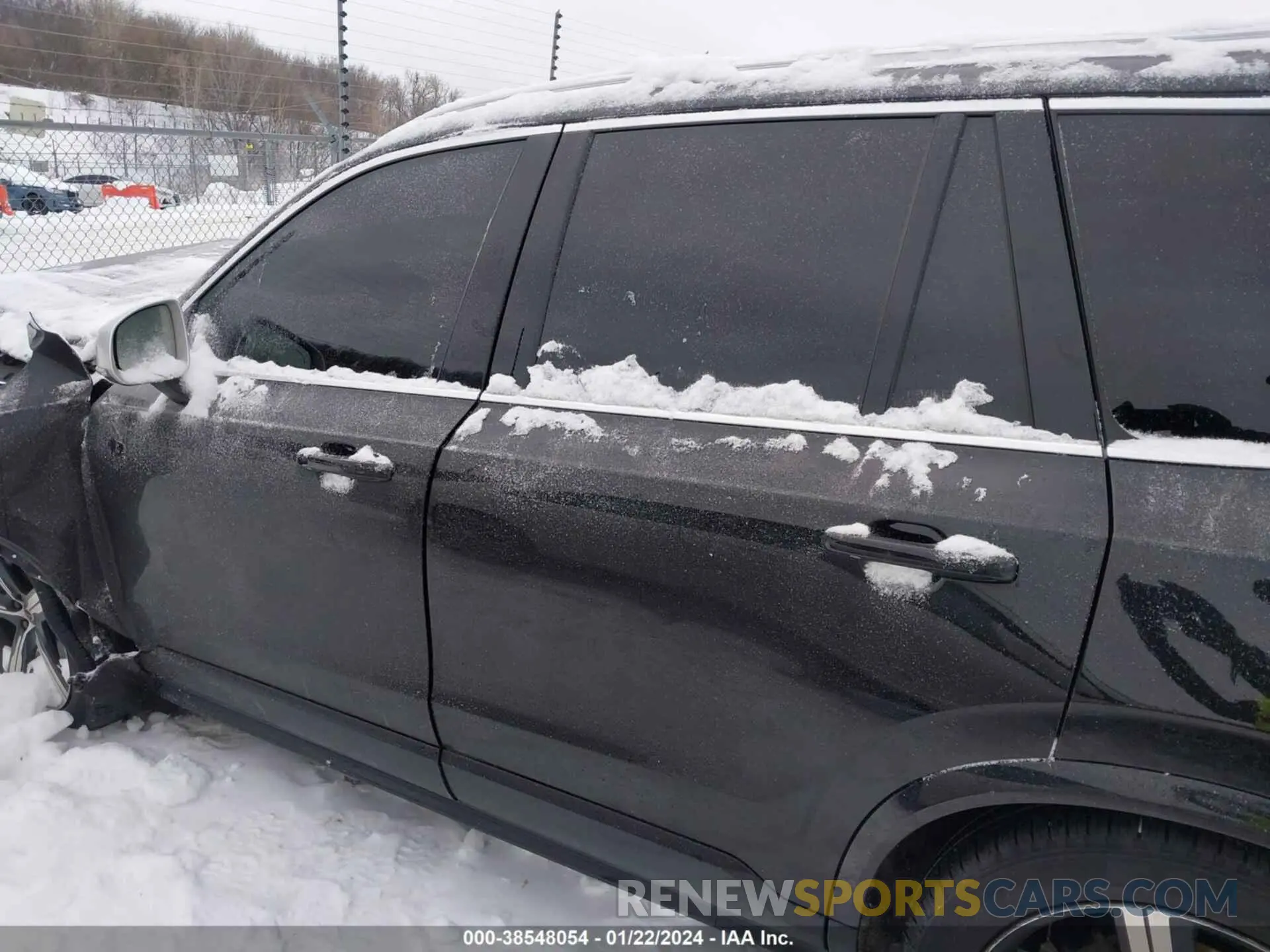 14 Photograph of a damaged car YV4102PM0K1504485 VOLVO XC90 2019
