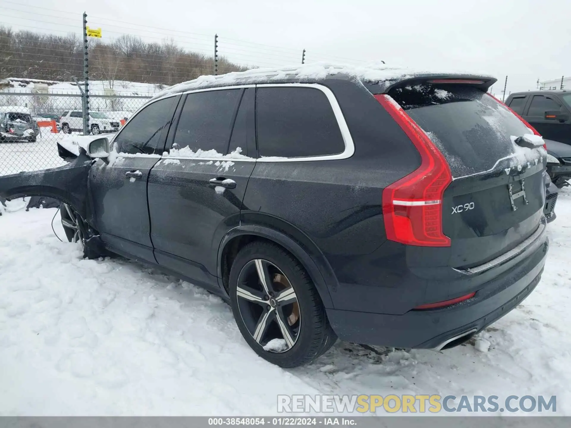 3 Photograph of a damaged car YV4102PM0K1504485 VOLVO XC90 2019