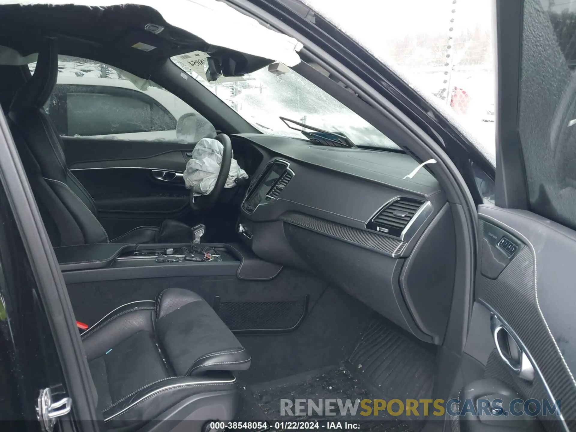 5 Photograph of a damaged car YV4102PM0K1504485 VOLVO XC90 2019