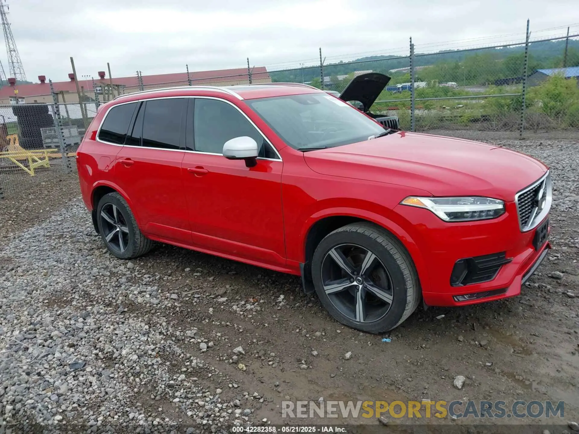 1 Photograph of a damaged car YV4102PM5K1469488 VOLVO XC90 2019