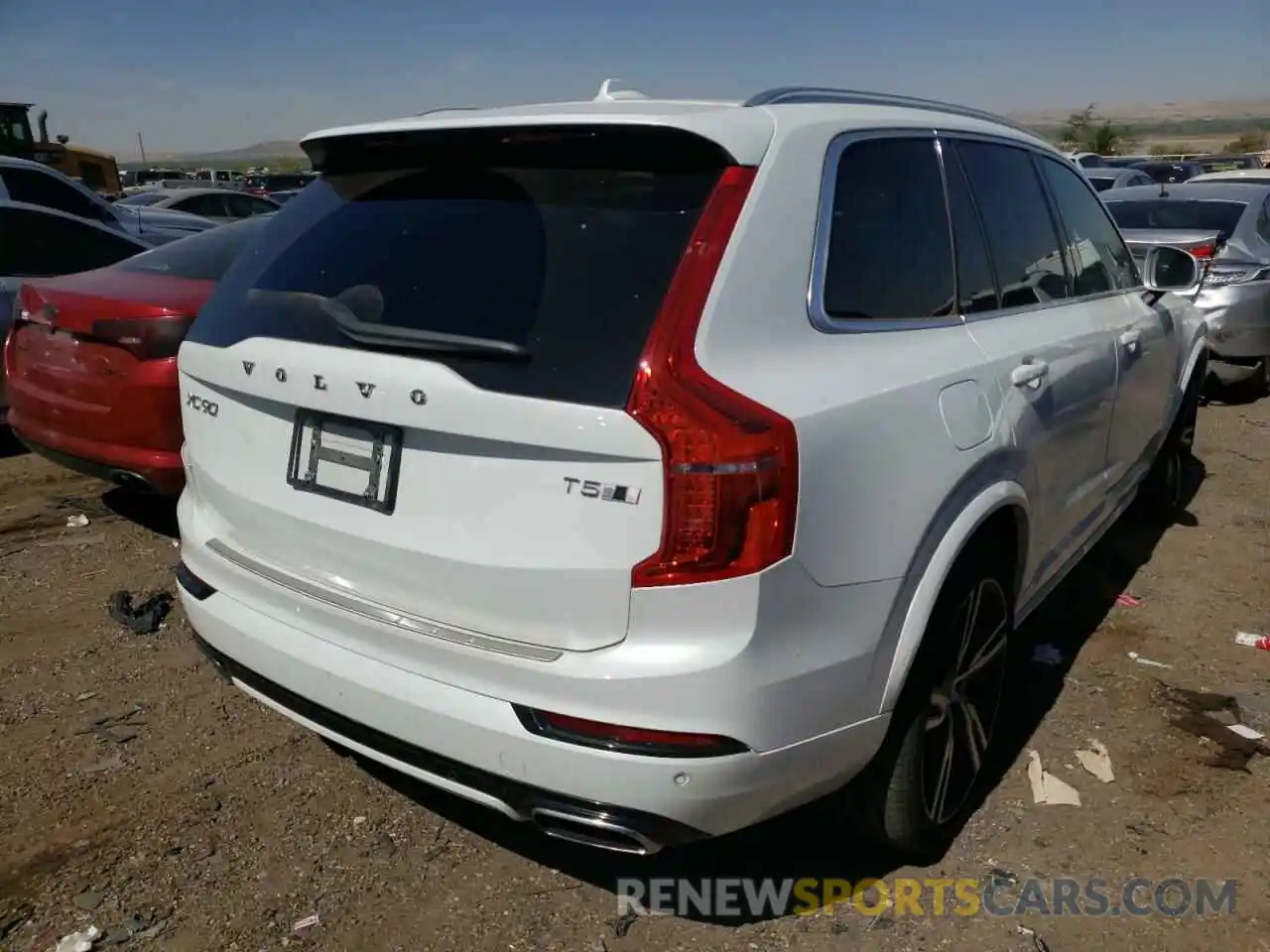 4 Photograph of a damaged car YV4102PMXK1490918 VOLVO XC90 2019