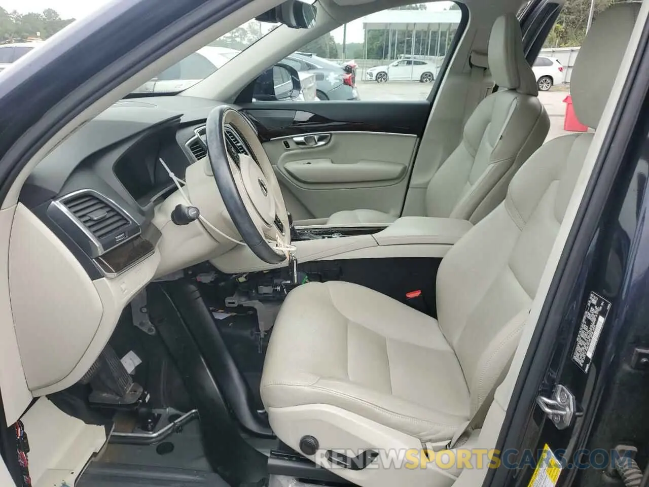 7 Photograph of a damaged car YV4A22PK0K1422331 VOLVO XC90 2019