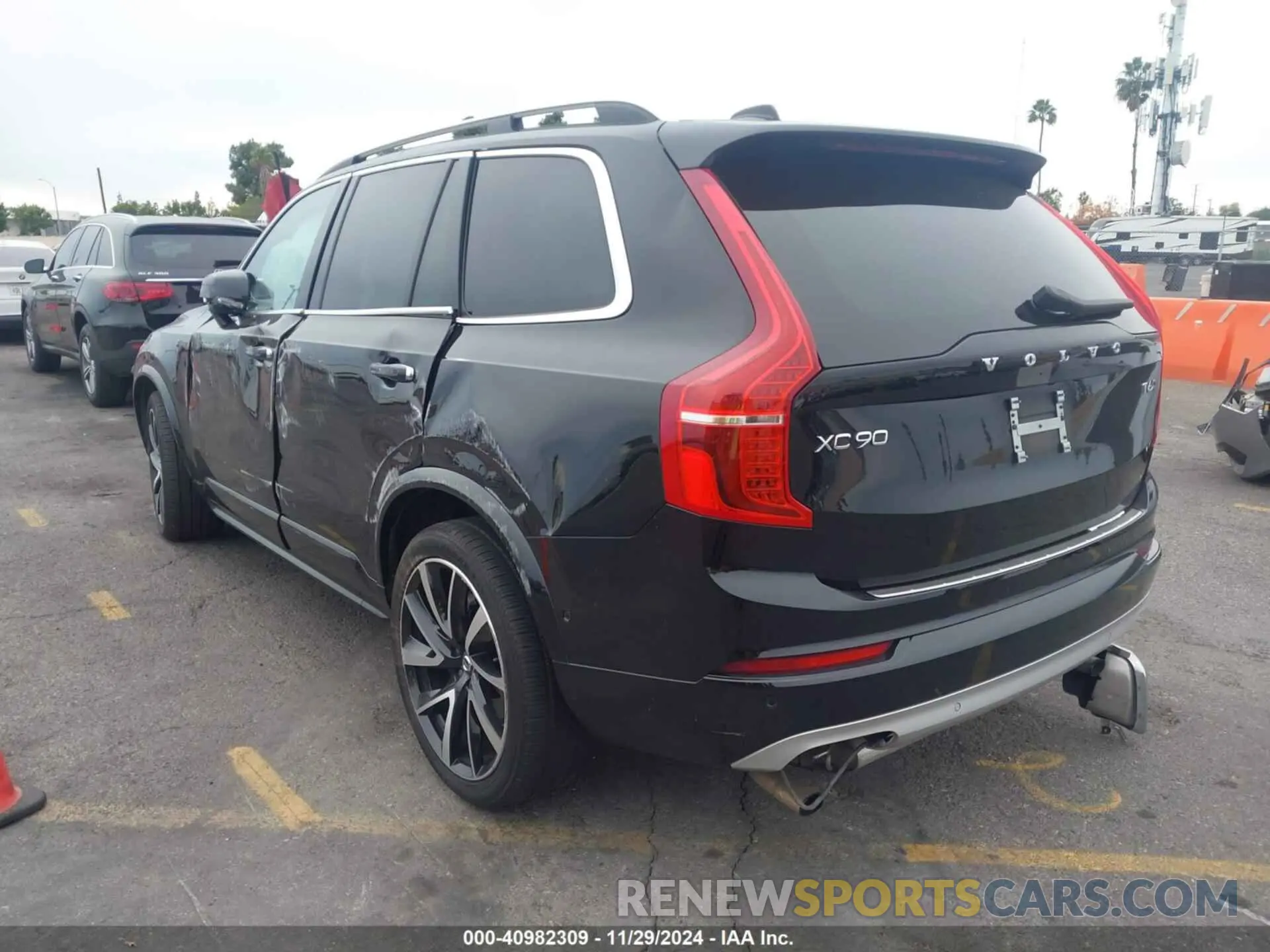 3 Photograph of a damaged car YV4A22PK1K1479394 VOLVO XC90 2019