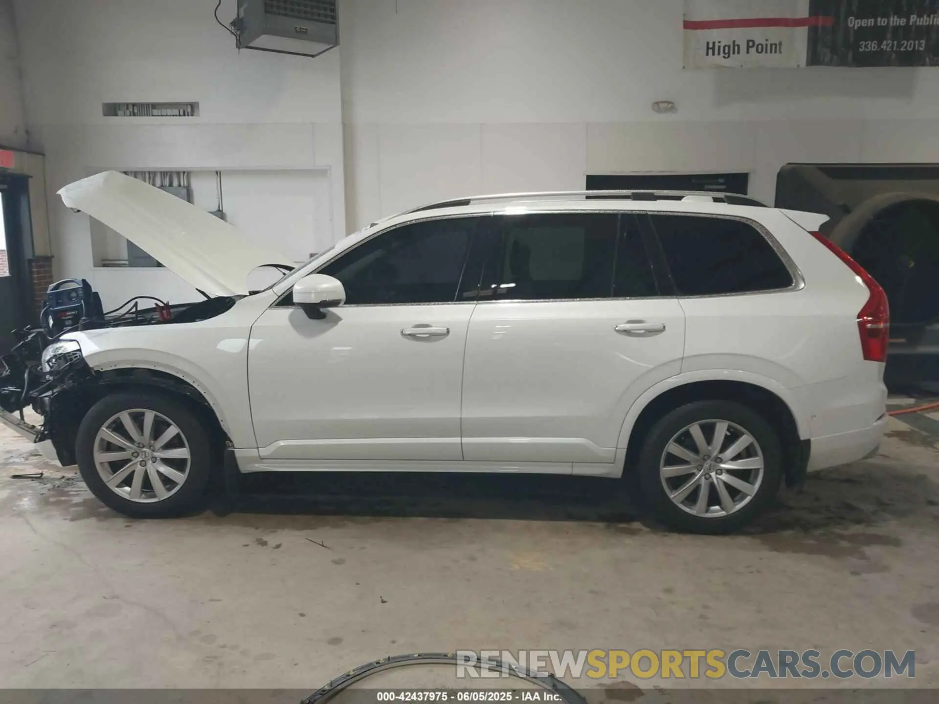 14 Photograph of a damaged car YV4A22PK2K1441754 VOLVO XC90 2019