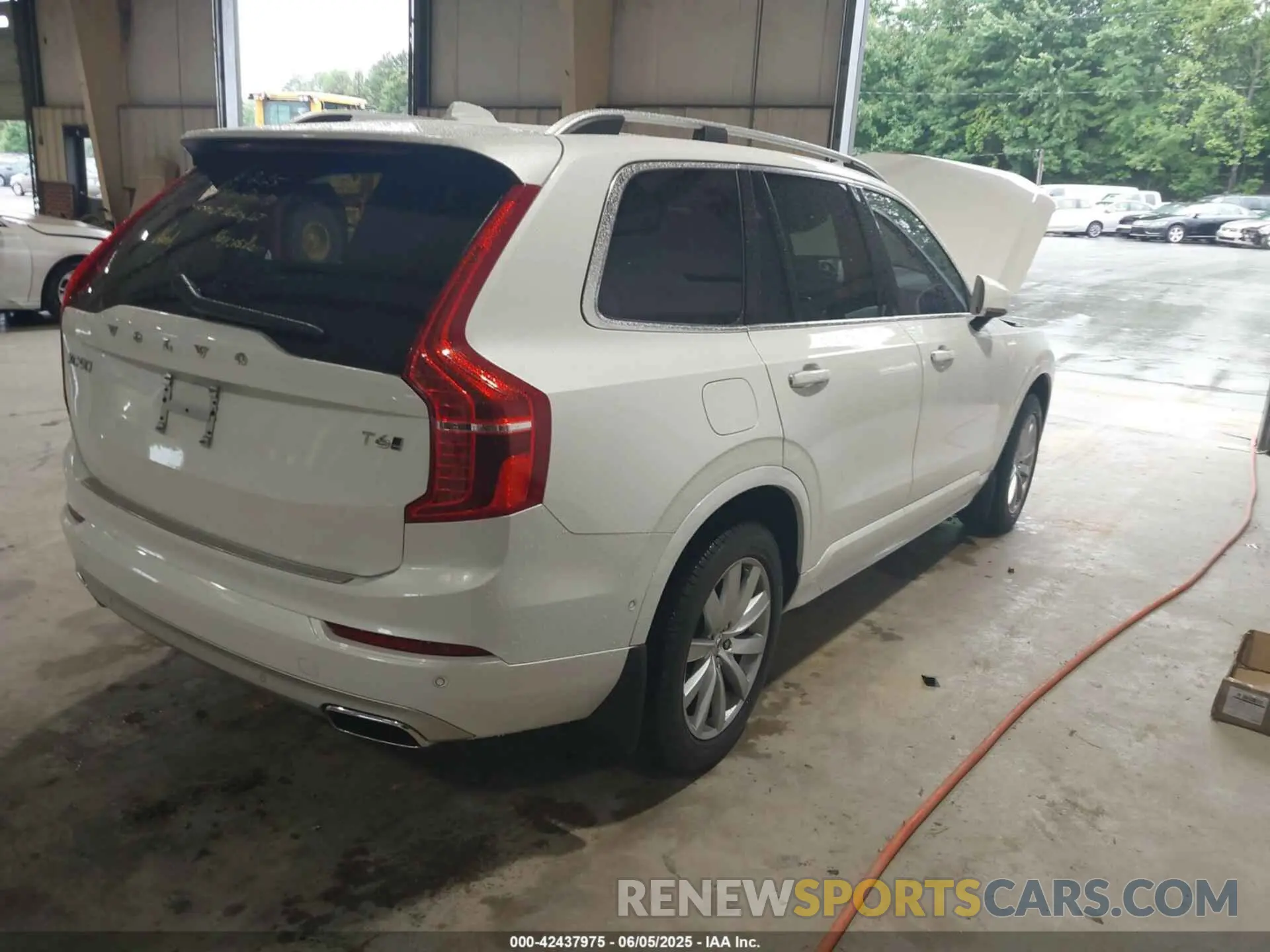 4 Photograph of a damaged car YV4A22PK2K1441754 VOLVO XC90 2019