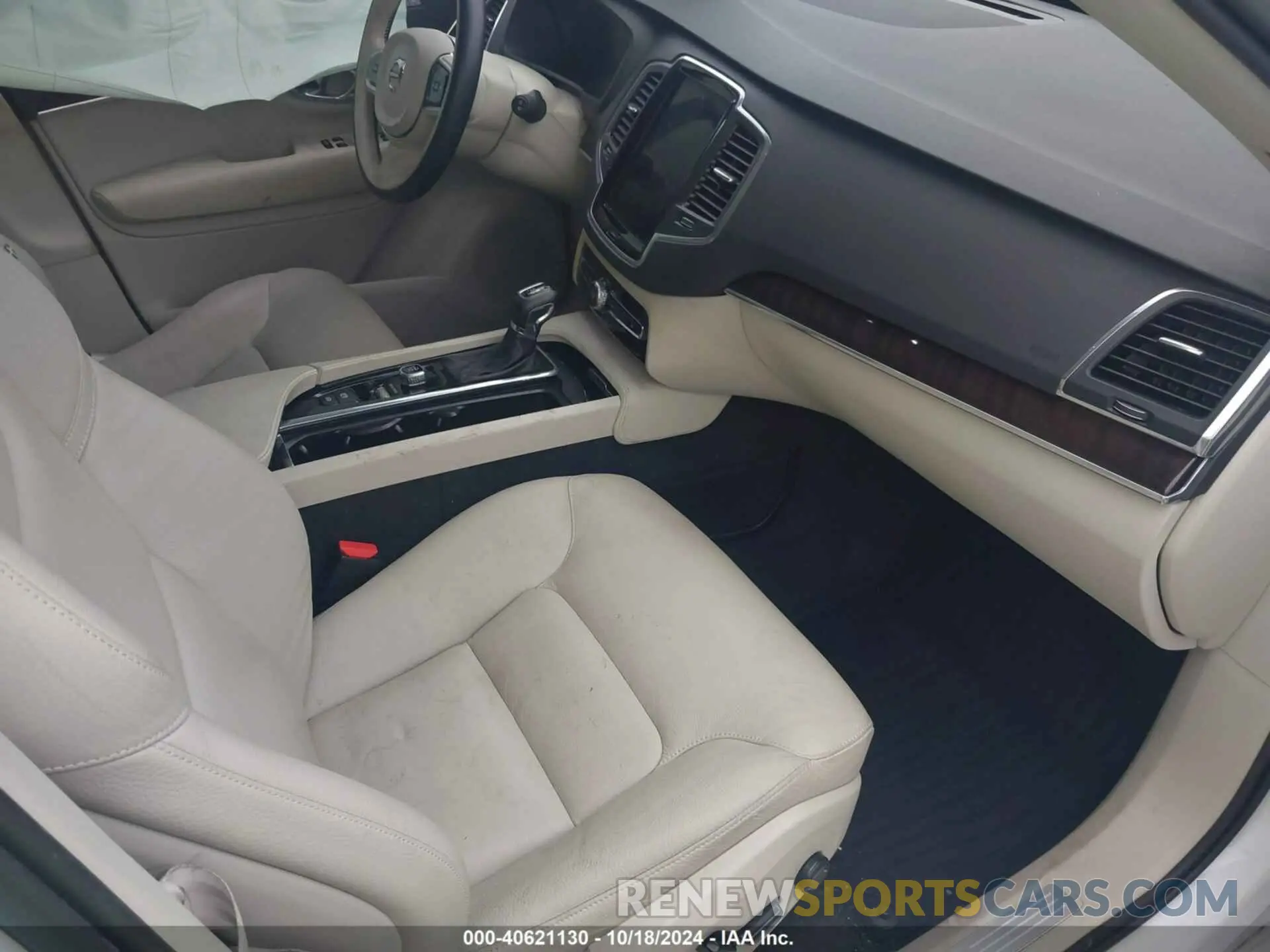 5 Photograph of a damaged car YV4A22PK3K1479669 VOLVO XC90 2019