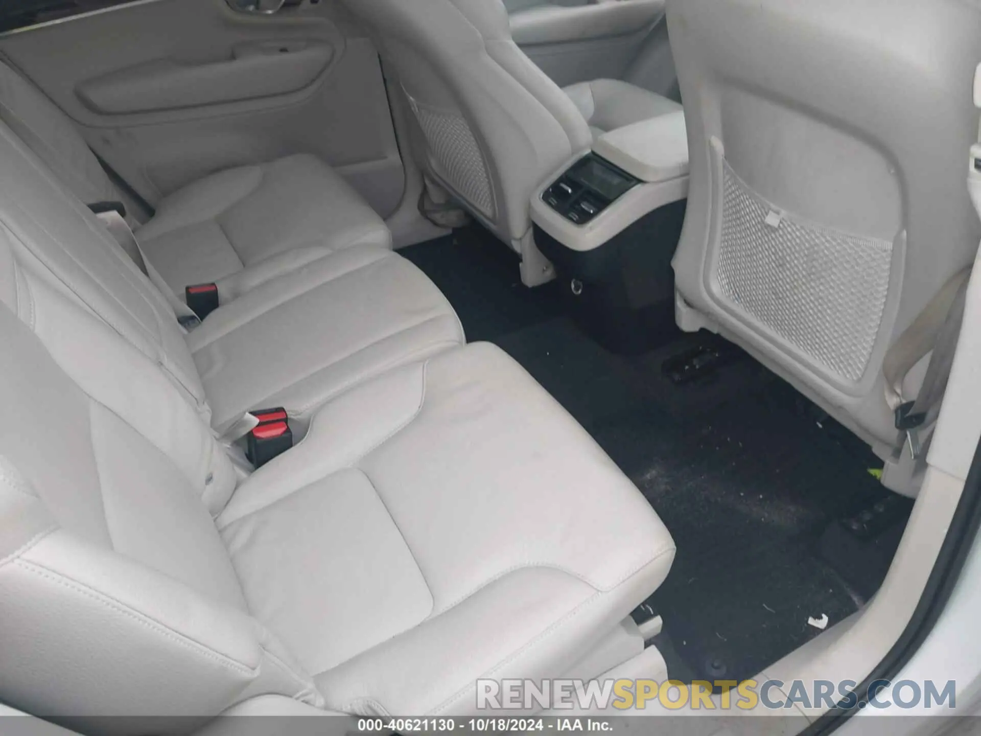 8 Photograph of a damaged car YV4A22PK3K1479669 VOLVO XC90 2019