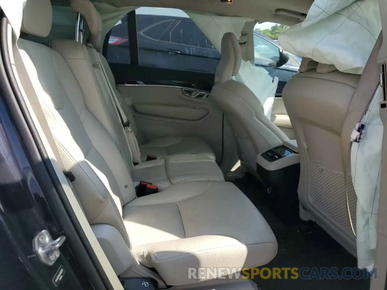 11 Photograph of a damaged car YV4A22PK4K1498795 VOLVO XC90 2019