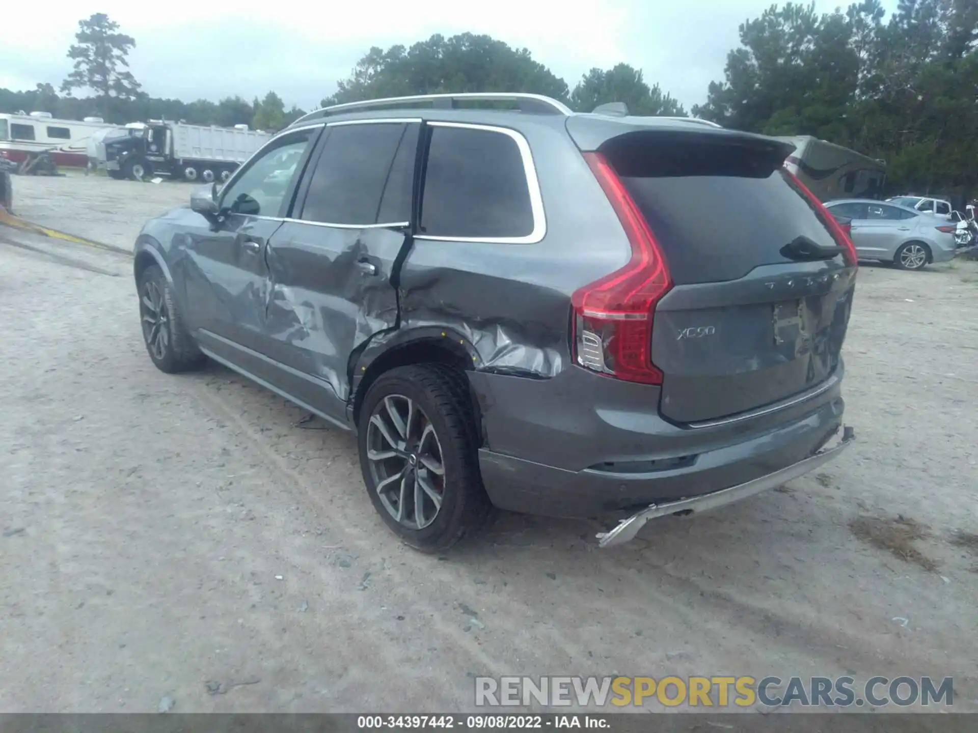 3 Photograph of a damaged car YV4A22PK5K1447919 VOLVO XC90 2019