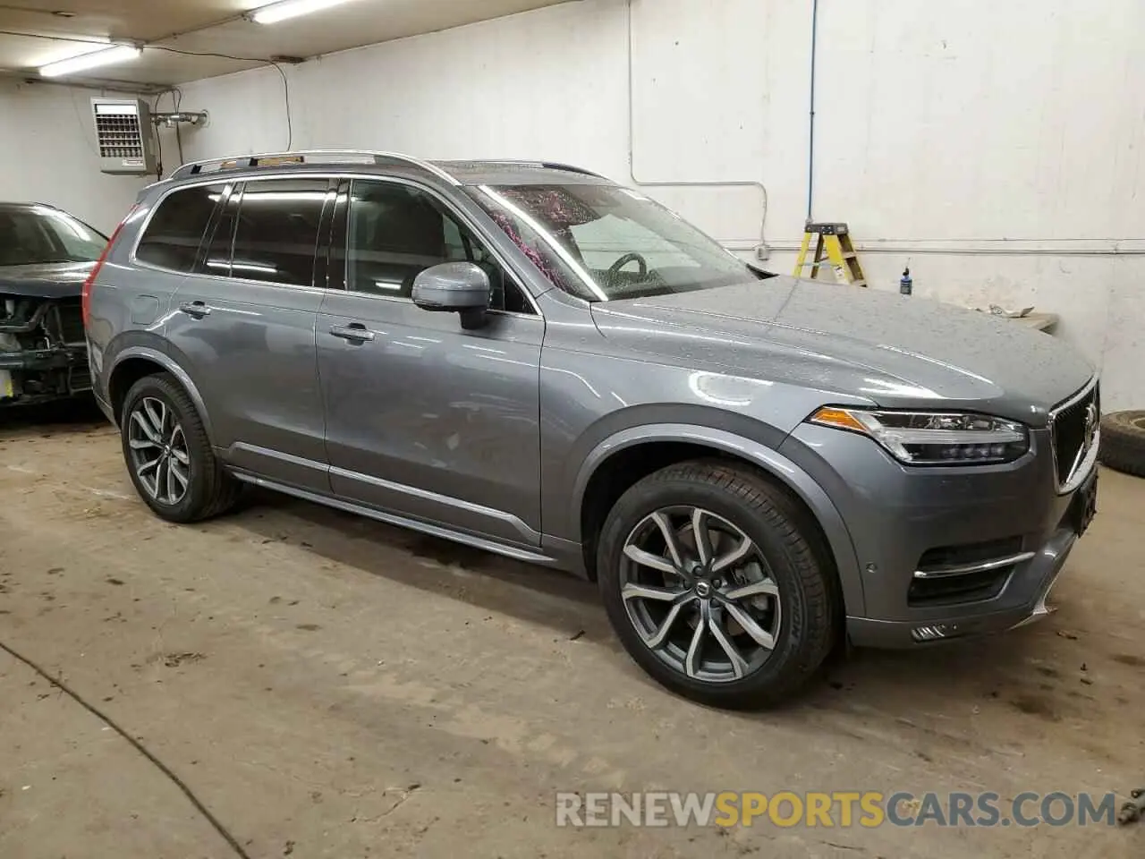 4 Photograph of a damaged car YV4A22PK5K1494562 VOLVO XC90 2019