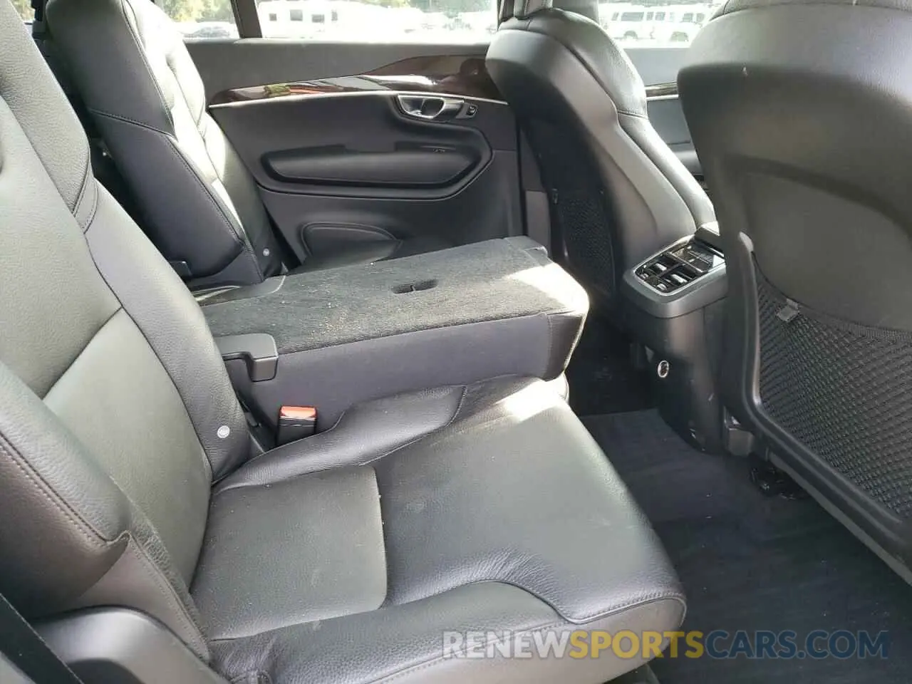 11 Photograph of a damaged car YV4A22PK7K1416669 VOLVO XC90 2019