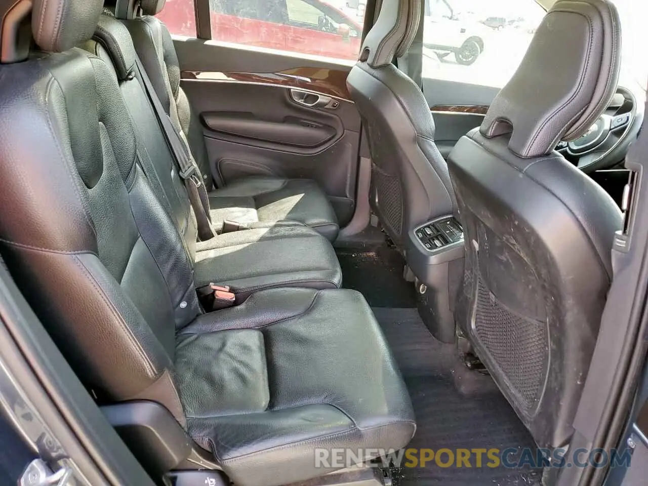 11 Photograph of a damaged car YV4A22PK9K1508804 VOLVO XC90 2019