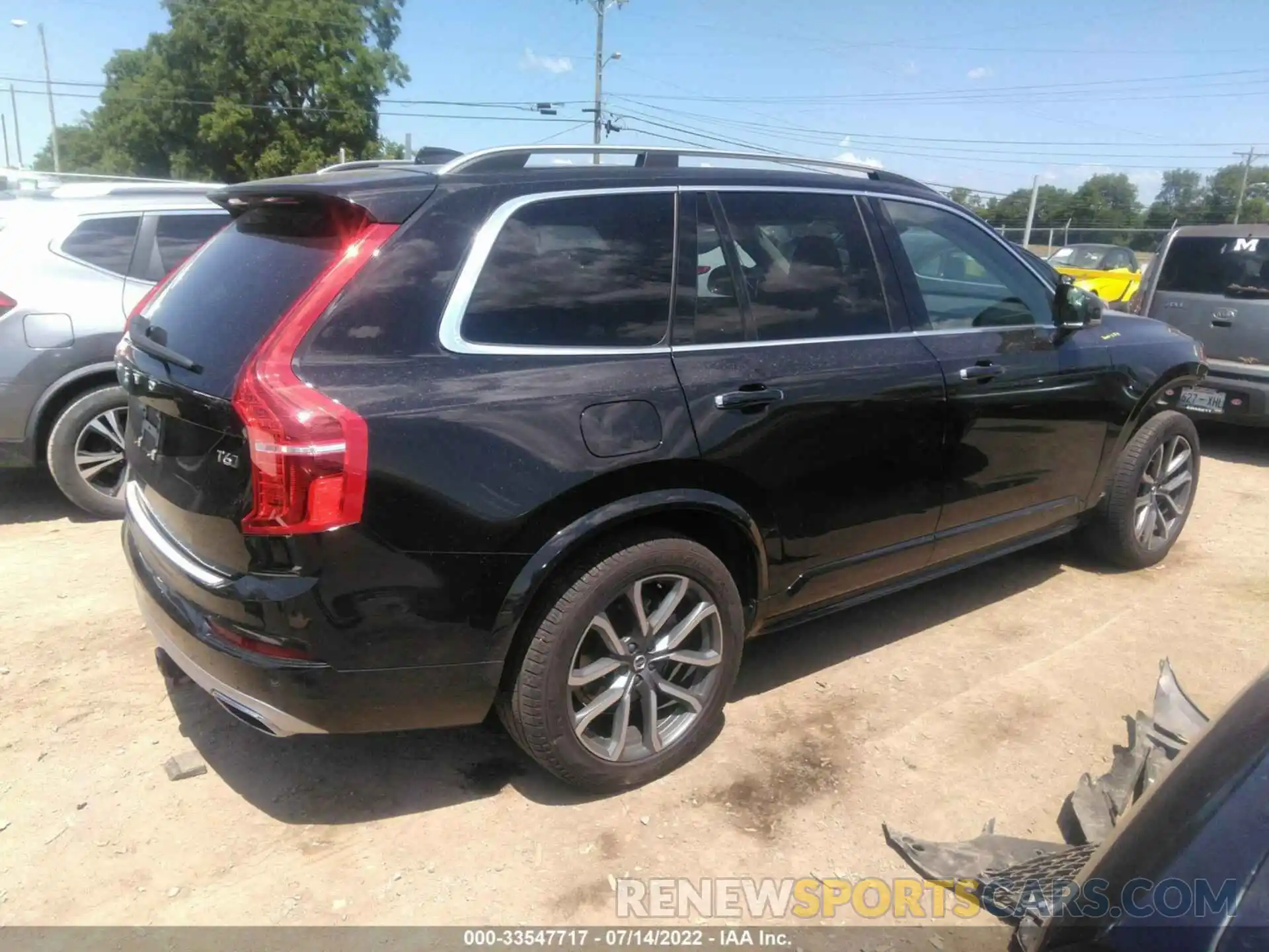 4 Photograph of a damaged car YV4A22PKXK1489051 VOLVO XC90 2019