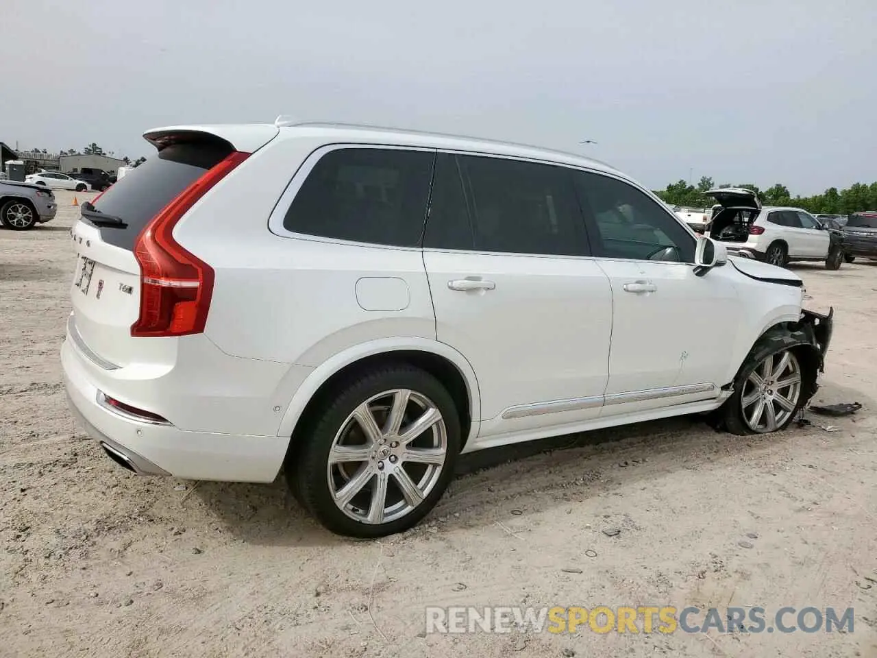3 Photograph of a damaged car YV4A22PL0K1445651 VOLVO XC90 2019