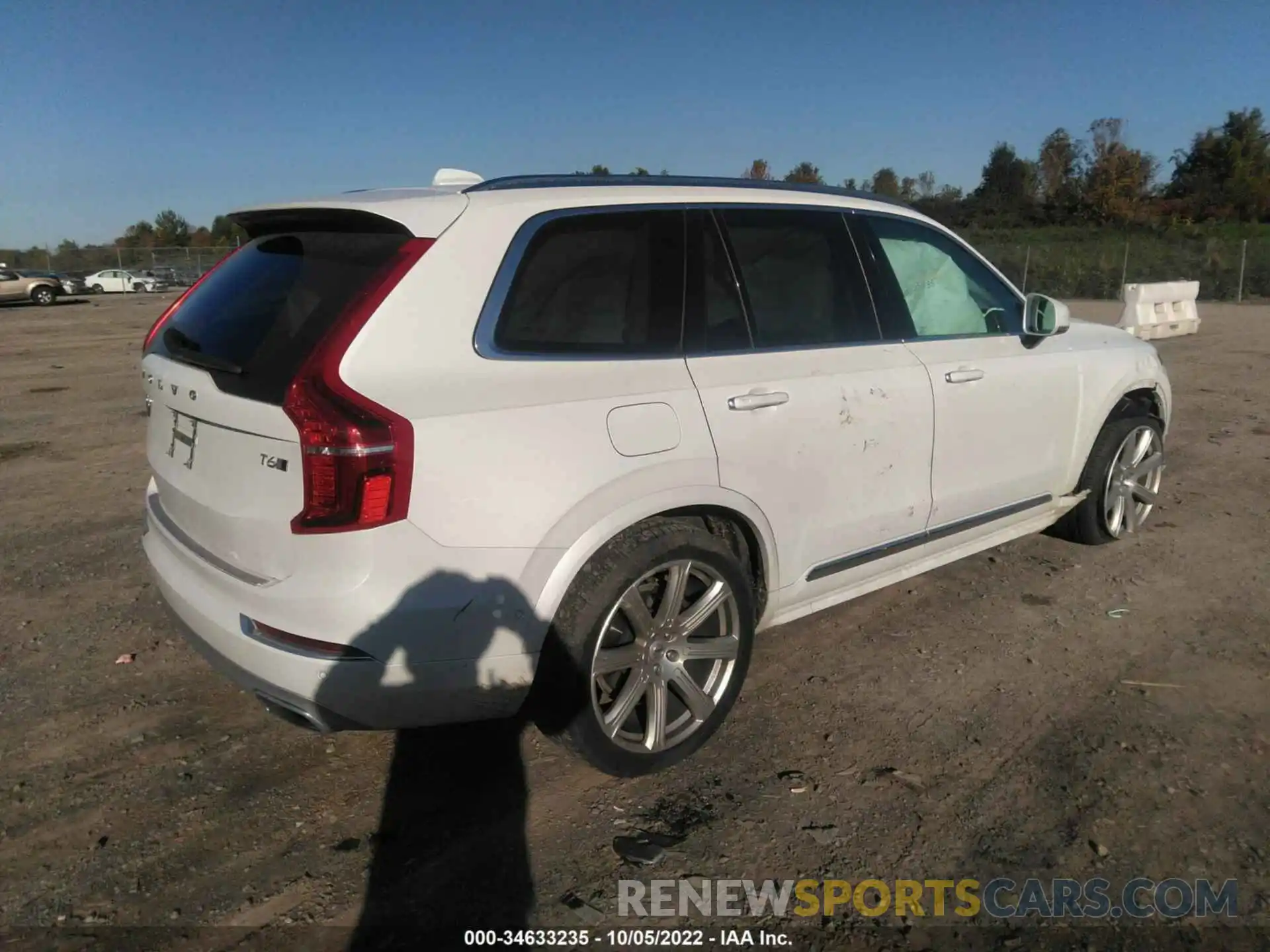 4 Photograph of a damaged car YV4A22PL0K1468413 VOLVO XC90 2019