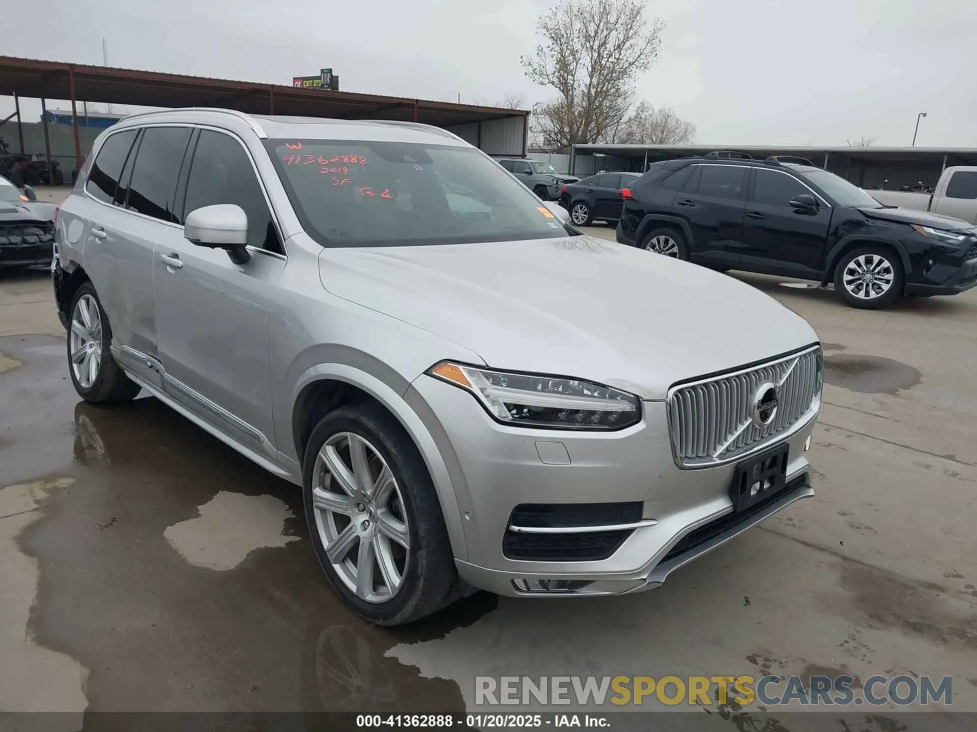 1 Photograph of a damaged car YV4A22PL0K1482716 VOLVO XC90 2019