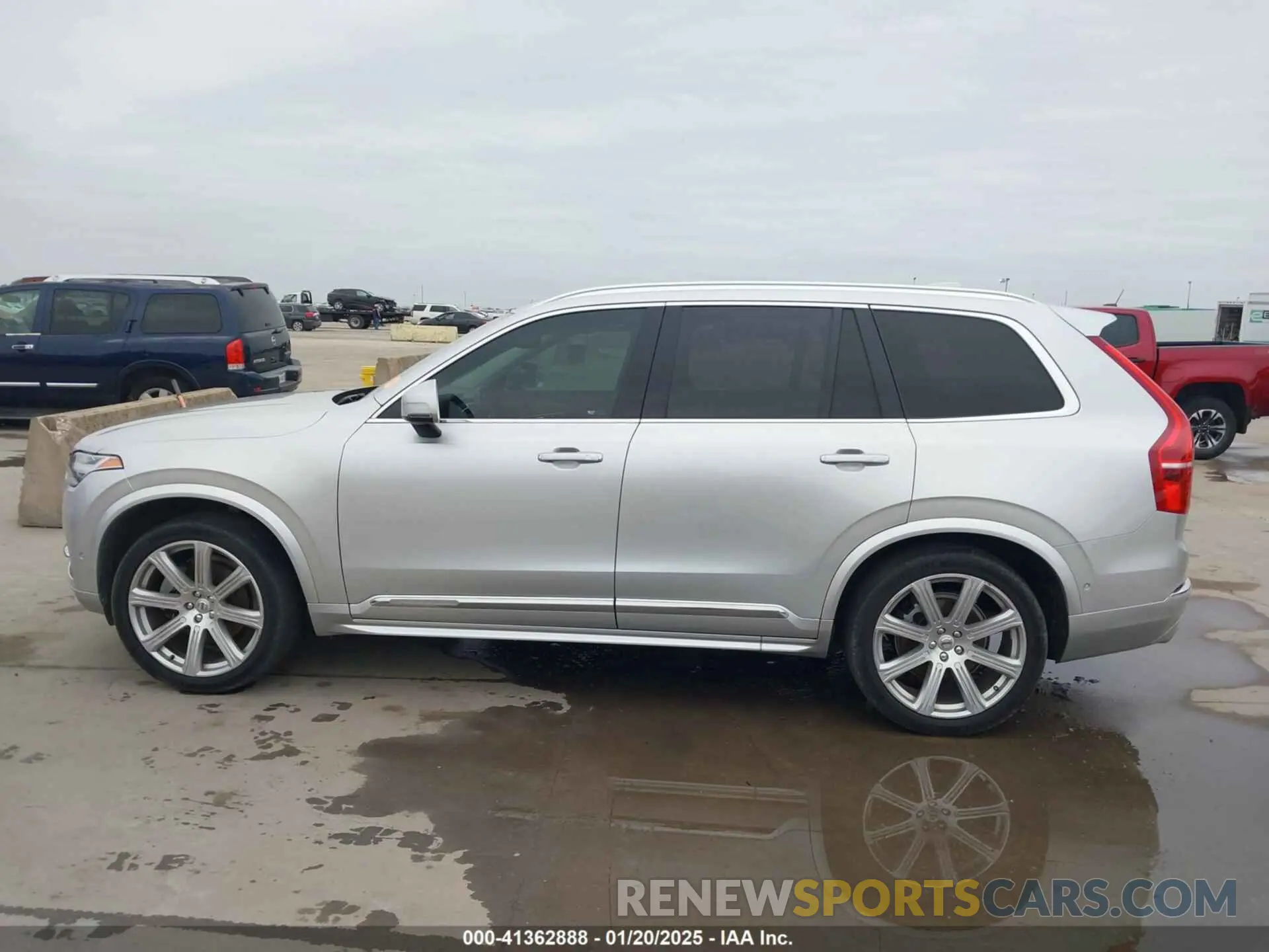 15 Photograph of a damaged car YV4A22PL0K1482716 VOLVO XC90 2019