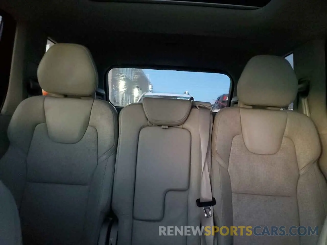 10 Photograph of a damaged car YV4A22PL2K1475010 VOLVO XC90 2019