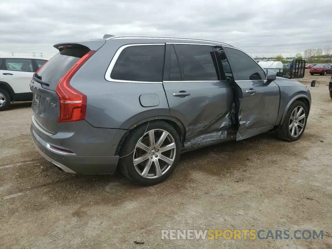 3 Photograph of a damaged car YV4A22PL2K1499596 VOLVO XC90 2019