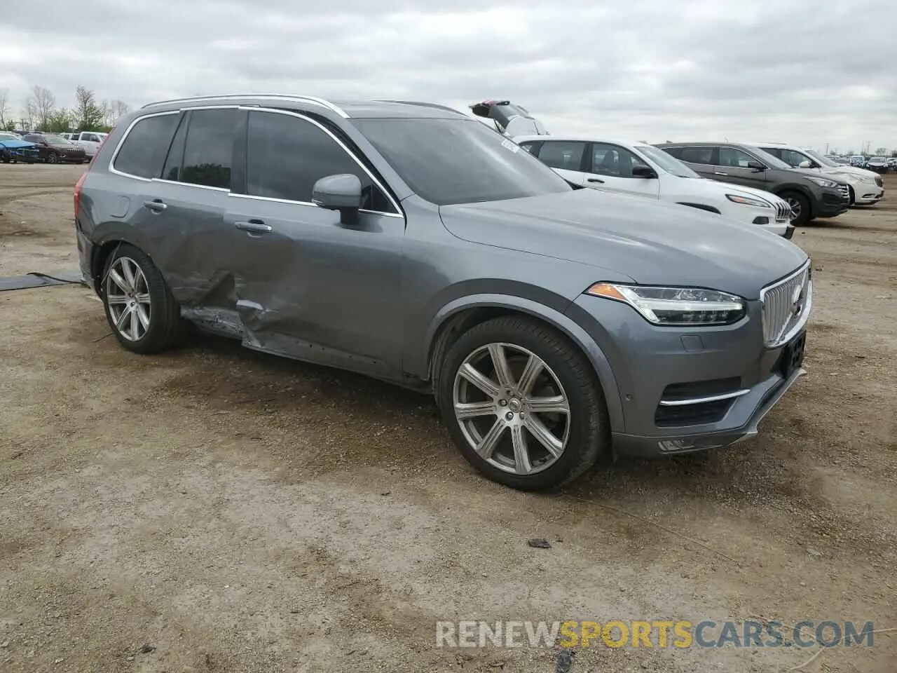 4 Photograph of a damaged car YV4A22PL2K1499596 VOLVO XC90 2019