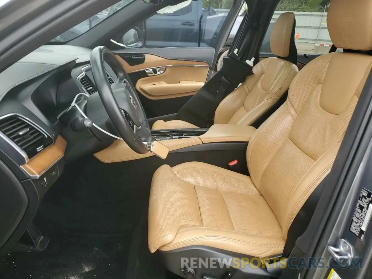 7 Photograph of a damaged car YV4A22PL2K1499596 VOLVO XC90 2019