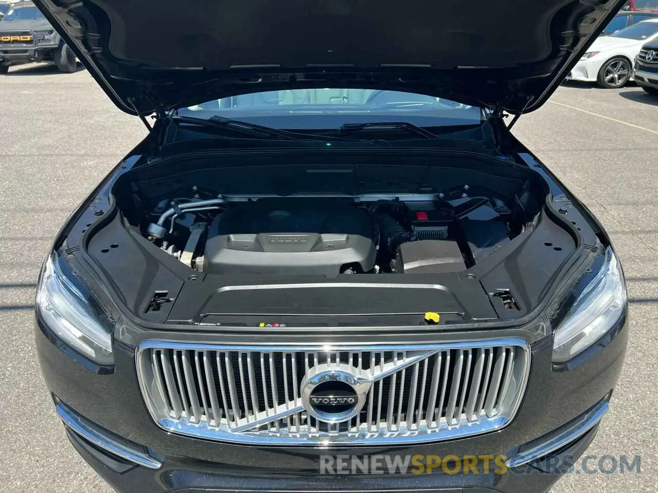 8 Photograph of a damaged car YV4A22PL2K1510953 VOLVO XC90 2019