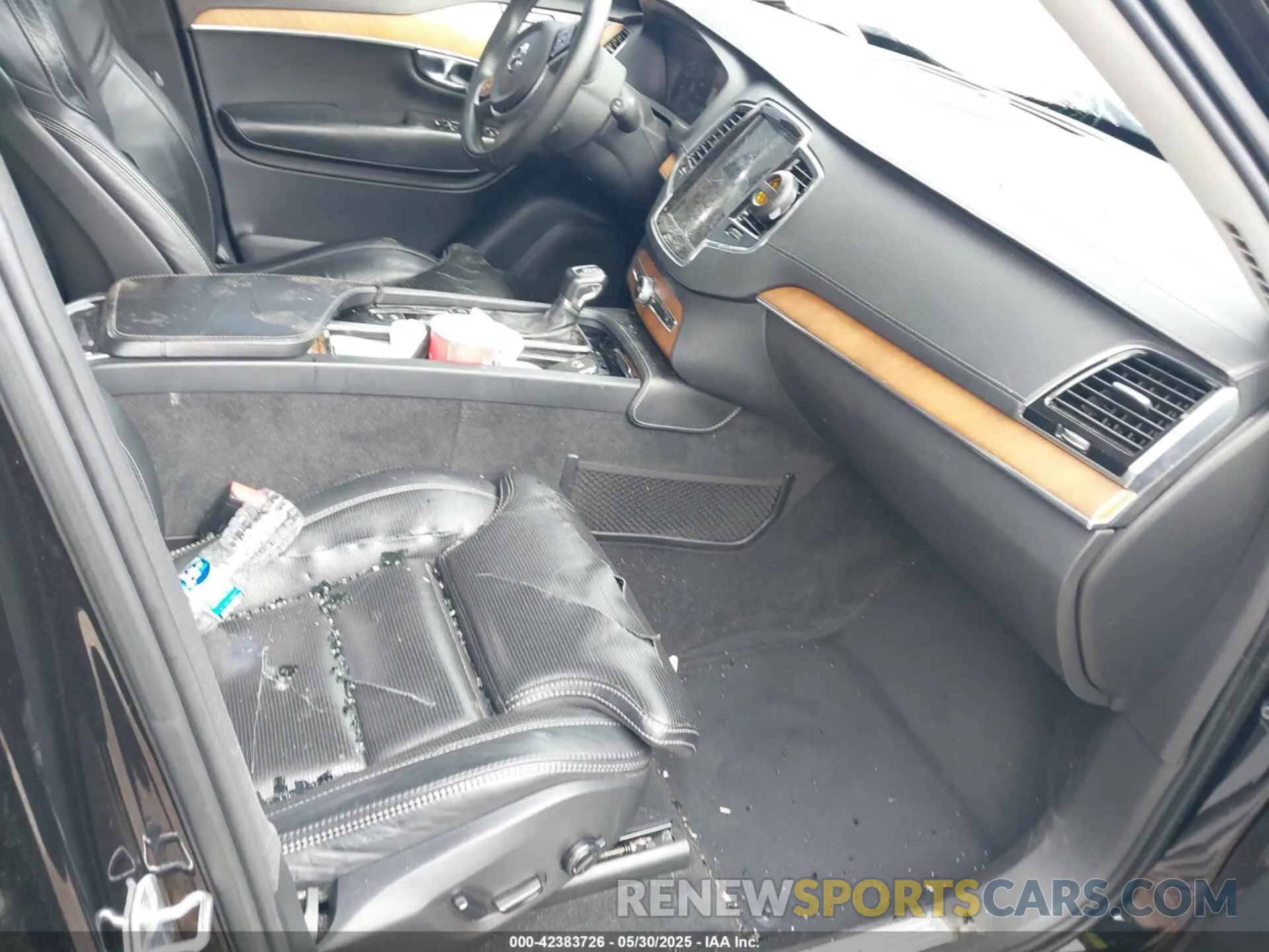 5 Photograph of a damaged car YV4A22PL3K1493337 VOLVO XC90 2019