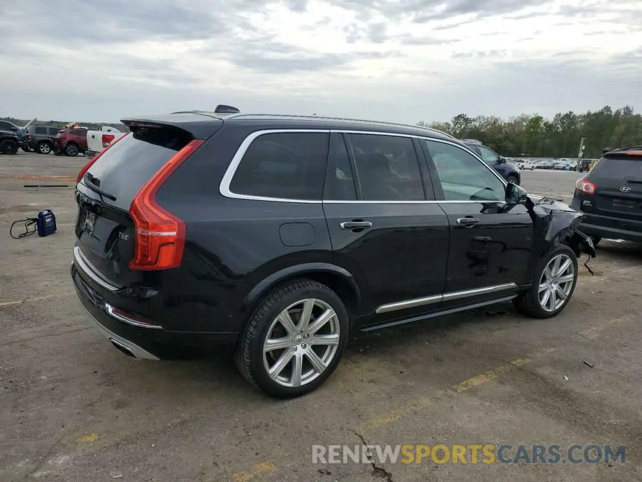 3 Photograph of a damaged car YV4A22PL5K1425654 VOLVO XC90 2019