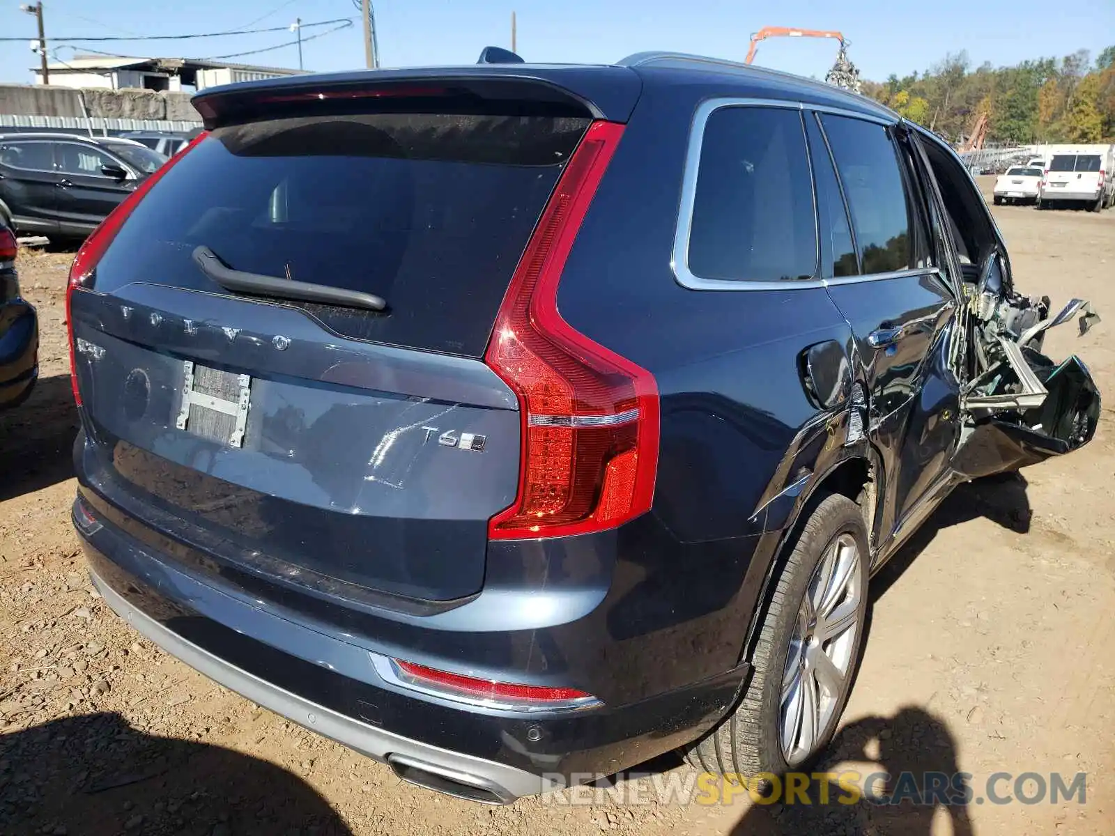 4 Photograph of a damaged car YV4A22PL6K1425436 VOLVO XC90 2019