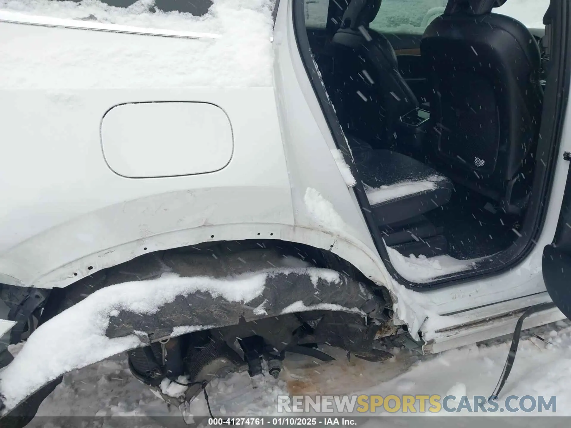 6 Photograph of a damaged car YV4A22PL7K1442407 VOLVO XC90 2019