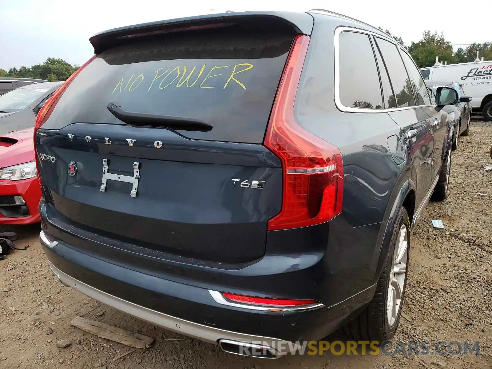 4 Photograph of a damaged car YV4A22PL7K1493597 VOLVO XC90 2019