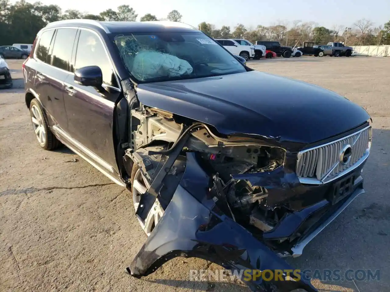 1 Photograph of a damaged car YV4A22PL8K1424661 VOLVO XC90 2019