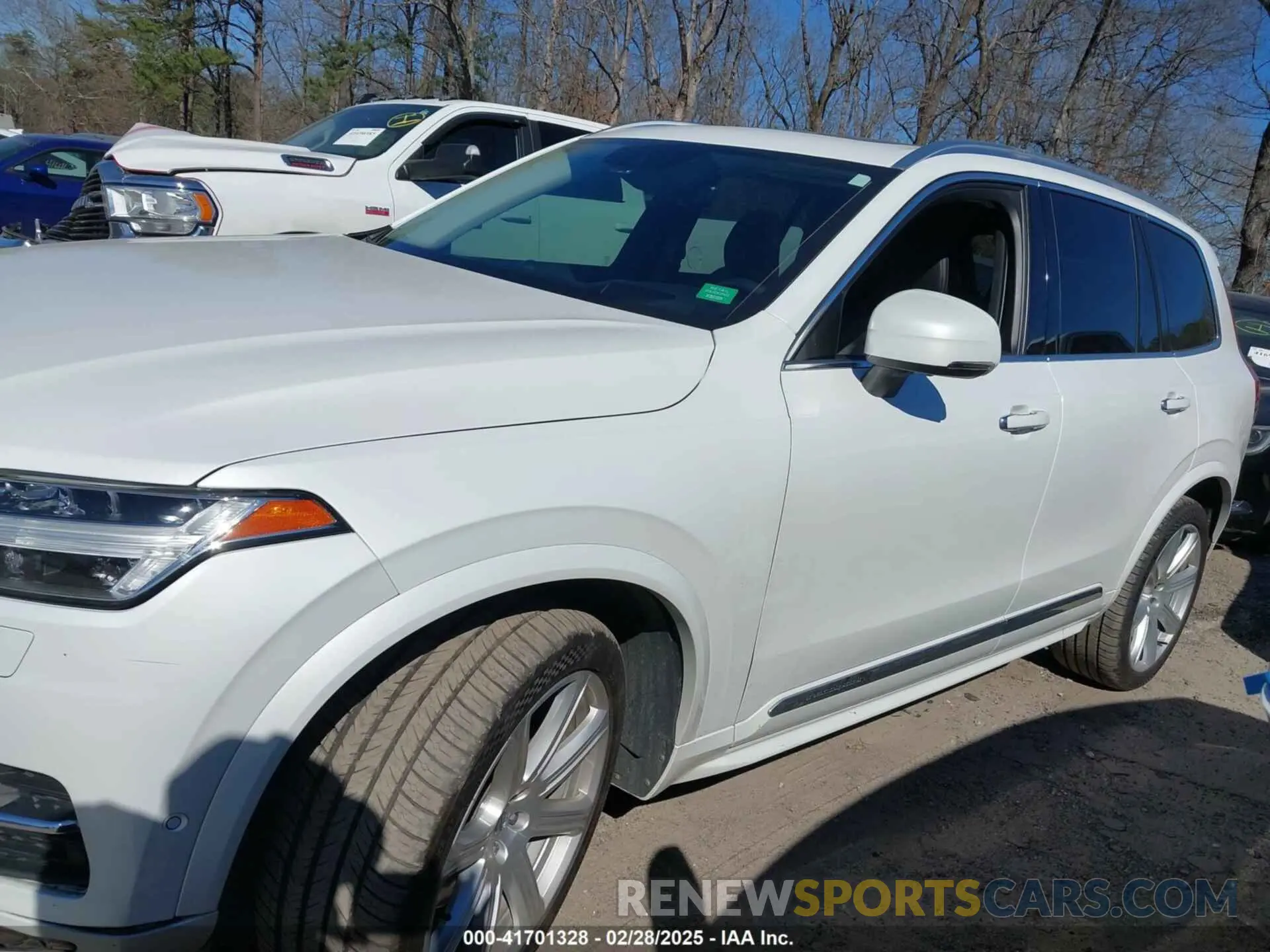 14 Photograph of a damaged car YV4A22PL8K1451651 VOLVO XC90 2019