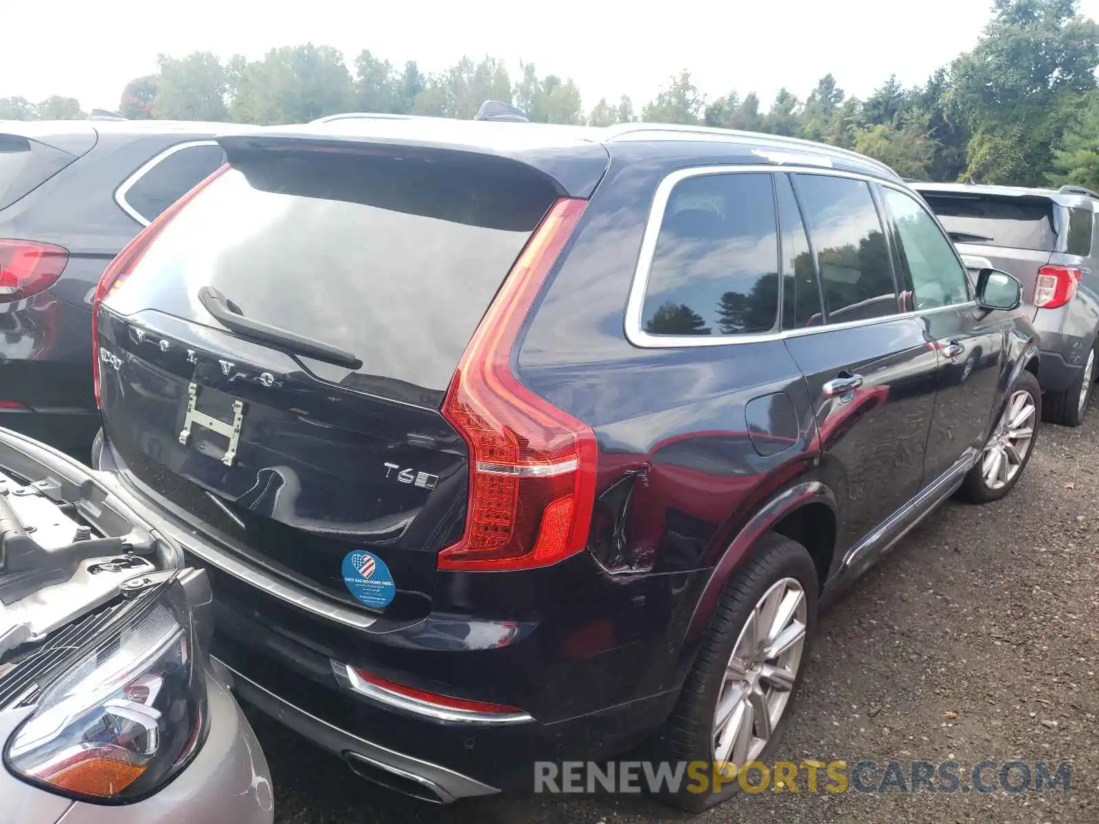 4 Photograph of a damaged car YV4A22PL8K1454937 VOLVO XC90 2019