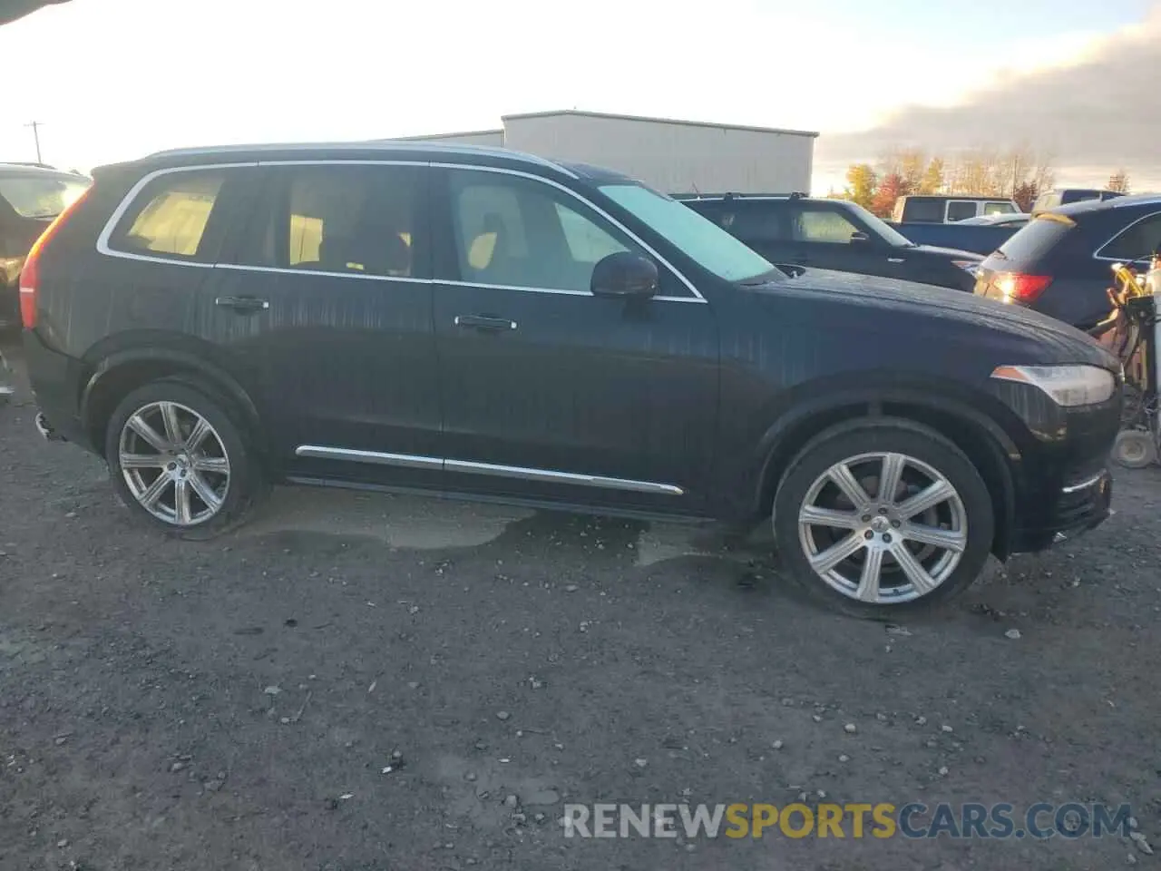 4 Photograph of a damaged car YV4A22PL9K1489566 VOLVO XC90 2019