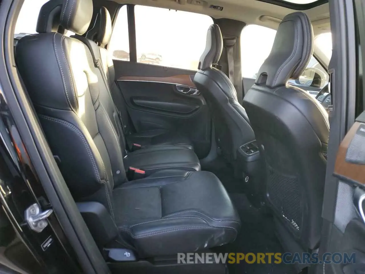 11 Photograph of a damaged car YV4A22PLXK1432910 VOLVO XC90 2019