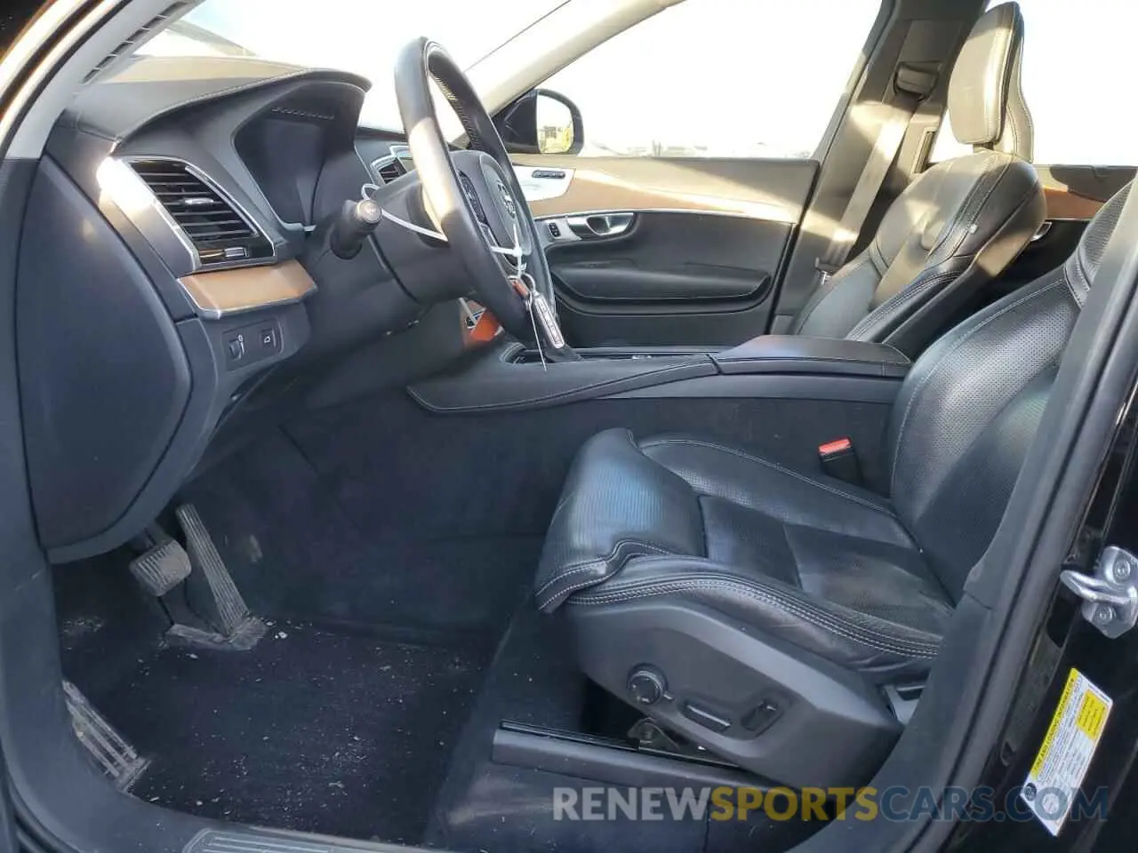7 Photograph of a damaged car YV4A22PLXK1432910 VOLVO XC90 2019