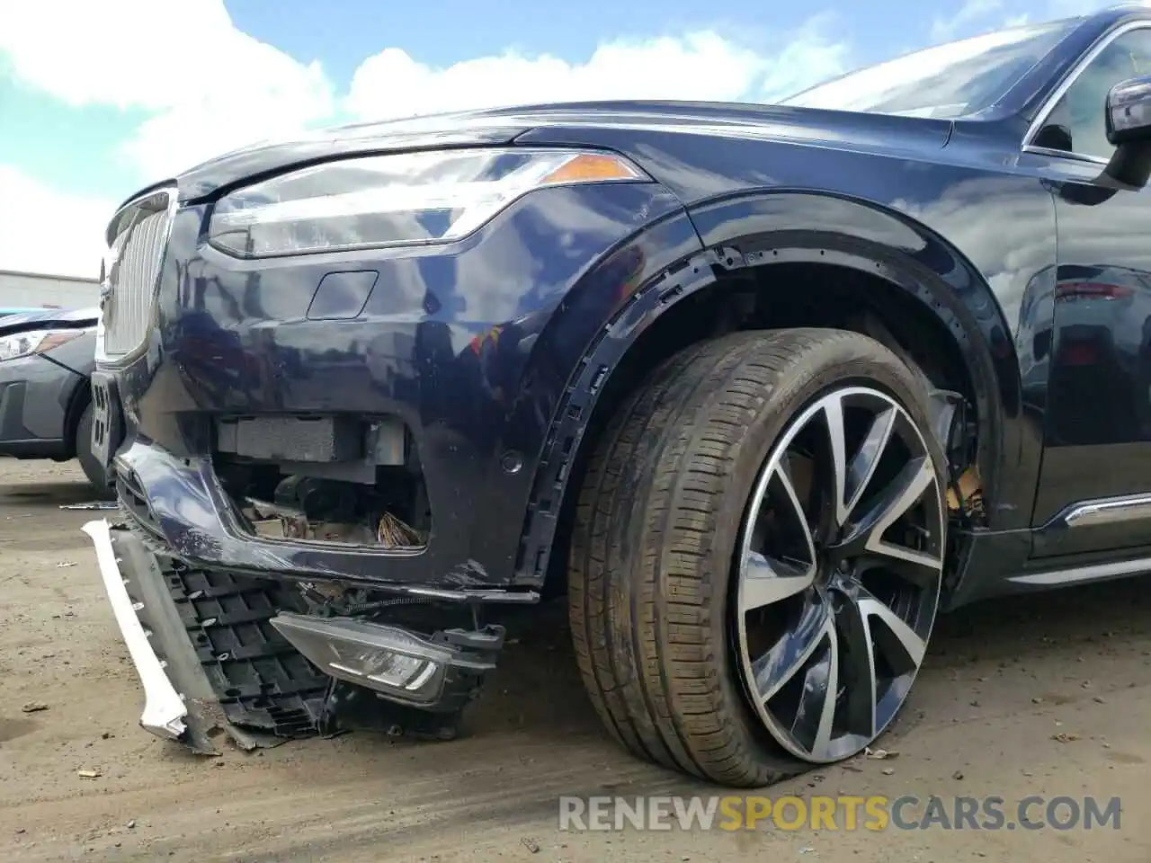 9 Photograph of a damaged car YV4A22PLXK1486076 VOLVO XC90 2019