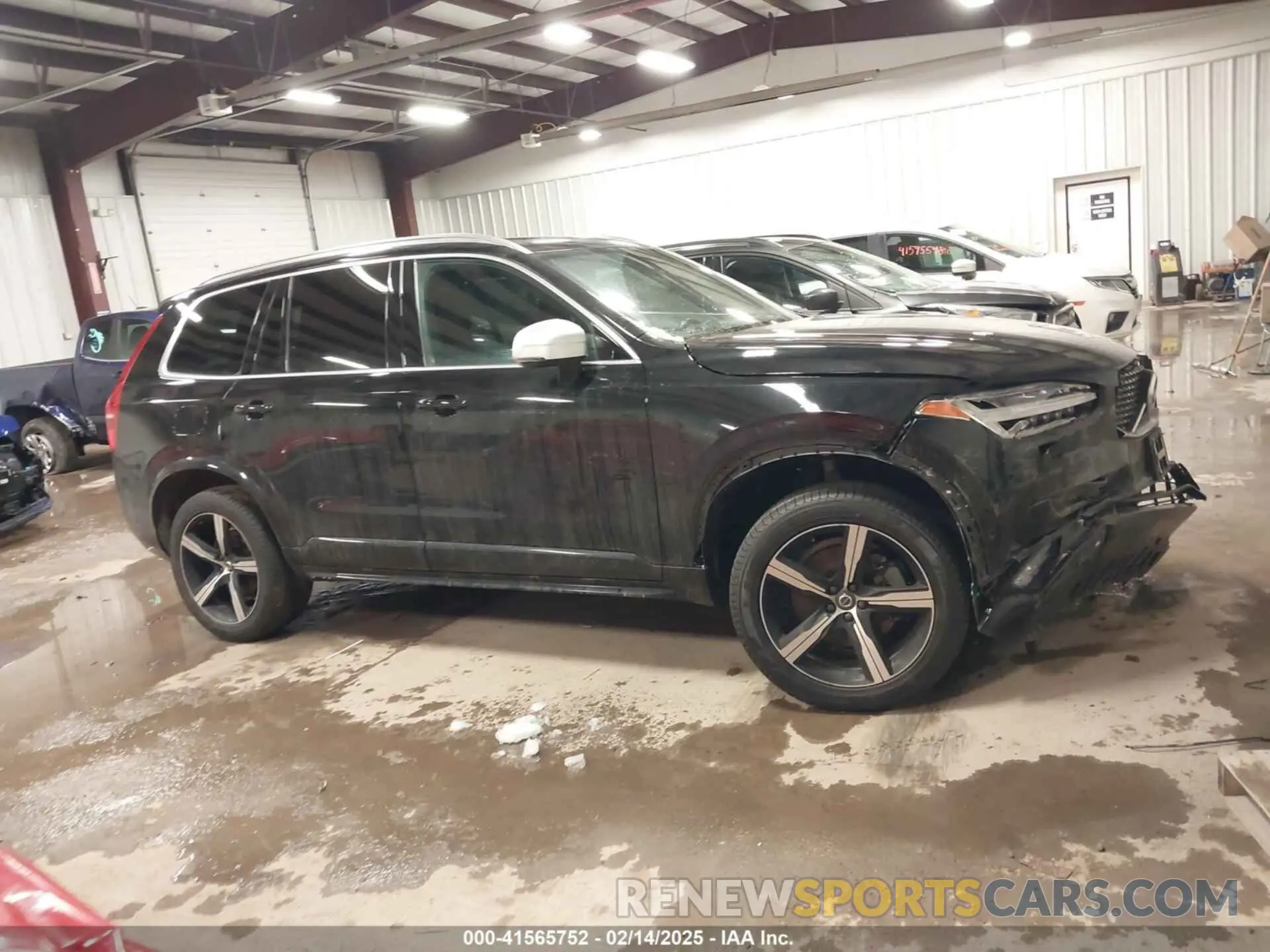 13 Photograph of a damaged car YV4A22PM6K1506042 VOLVO XC90 2019