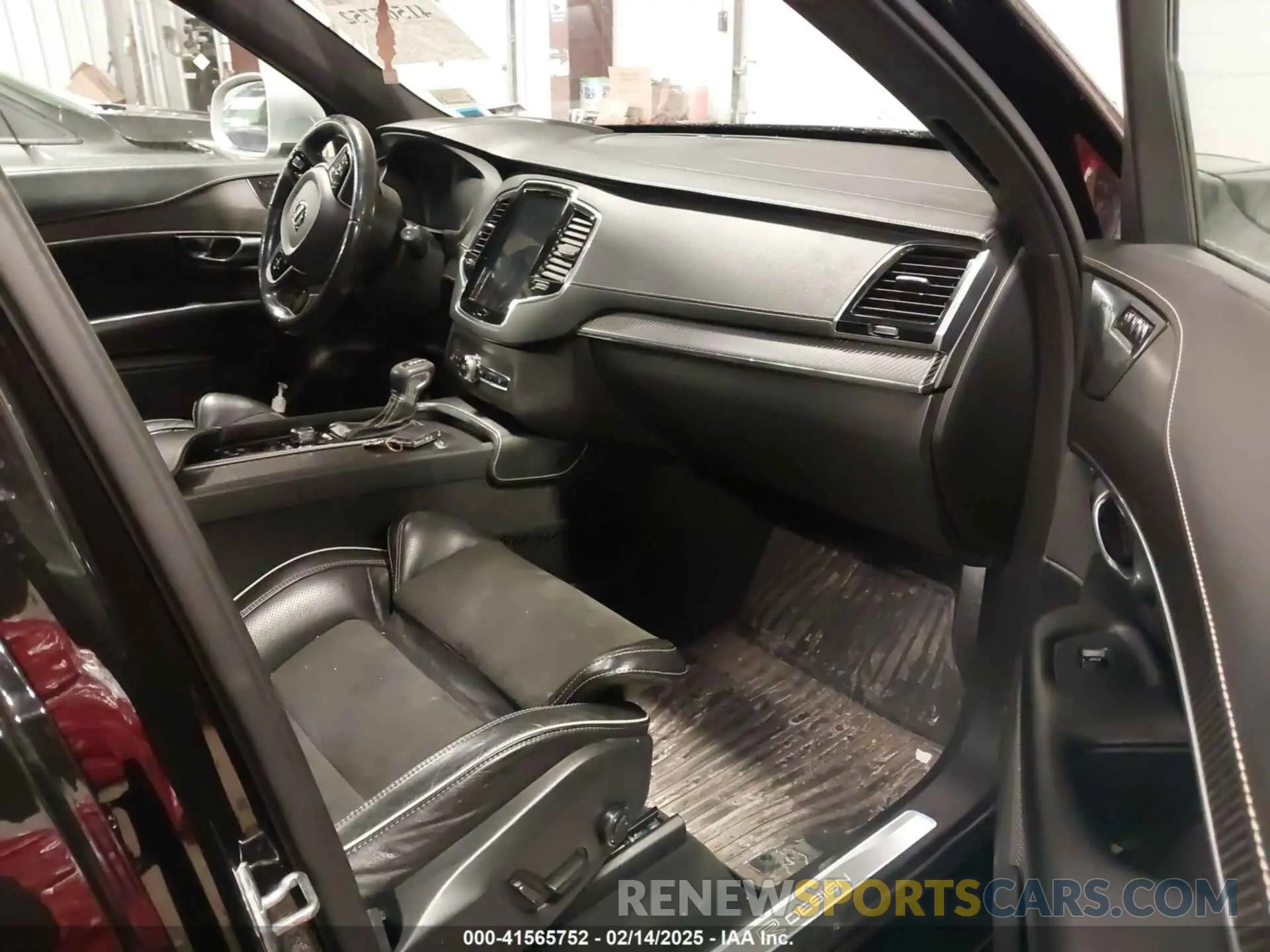 5 Photograph of a damaged car YV4A22PM6K1506042 VOLVO XC90 2019