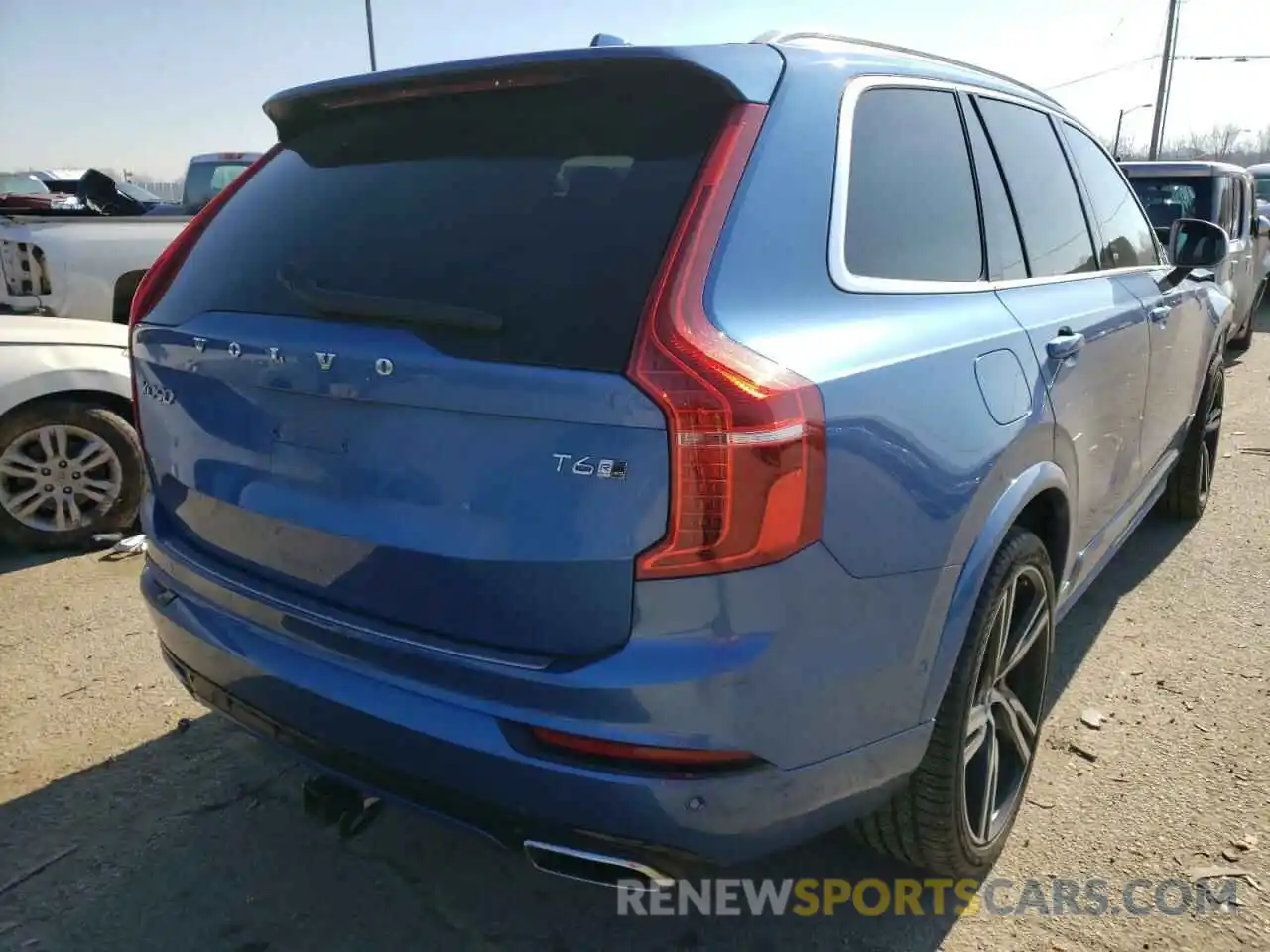 4 Photograph of a damaged car YV4A22PM7K1431979 VOLVO XC90 2019