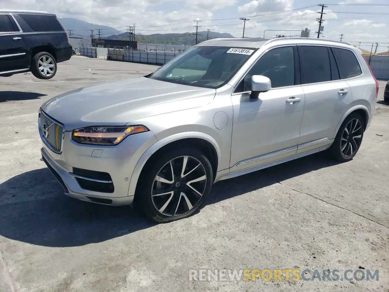 1 Photograph of a damaged car YV4BR0CL4K1510432 VOLVO XC90 2019