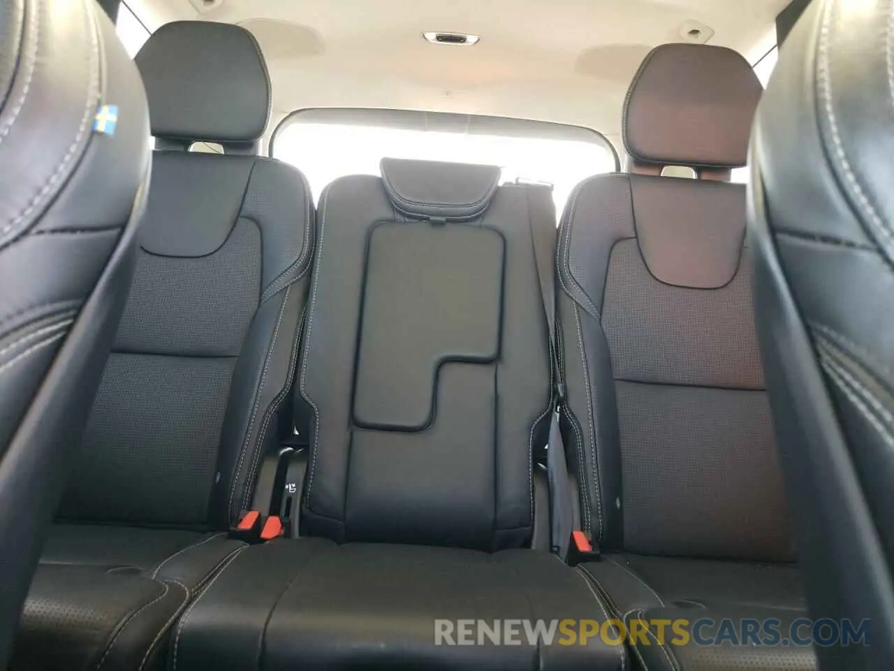 10 Photograph of a damaged car YV4BR0CL4K1510432 VOLVO XC90 2019