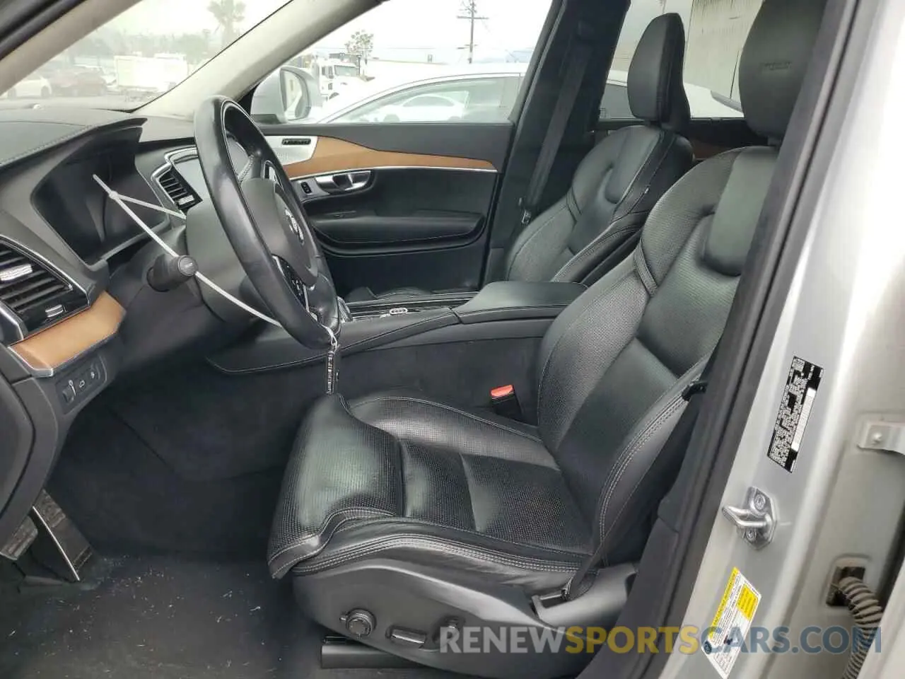 7 Photograph of a damaged car YV4BR0CL4K1510432 VOLVO XC90 2019