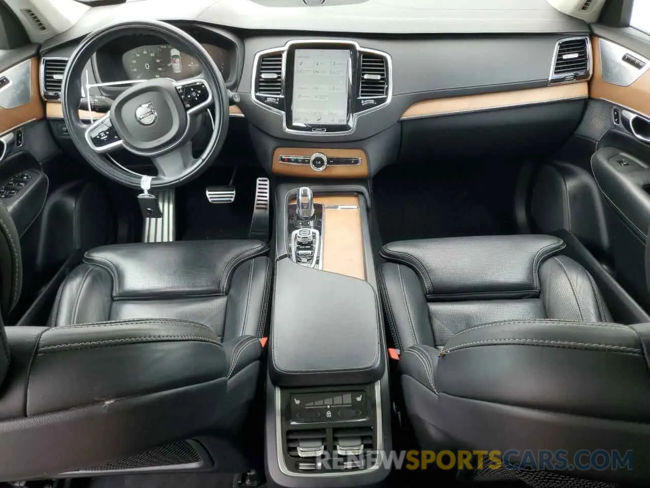 8 Photograph of a damaged car YV4BR0CL4K1510432 VOLVO XC90 2019