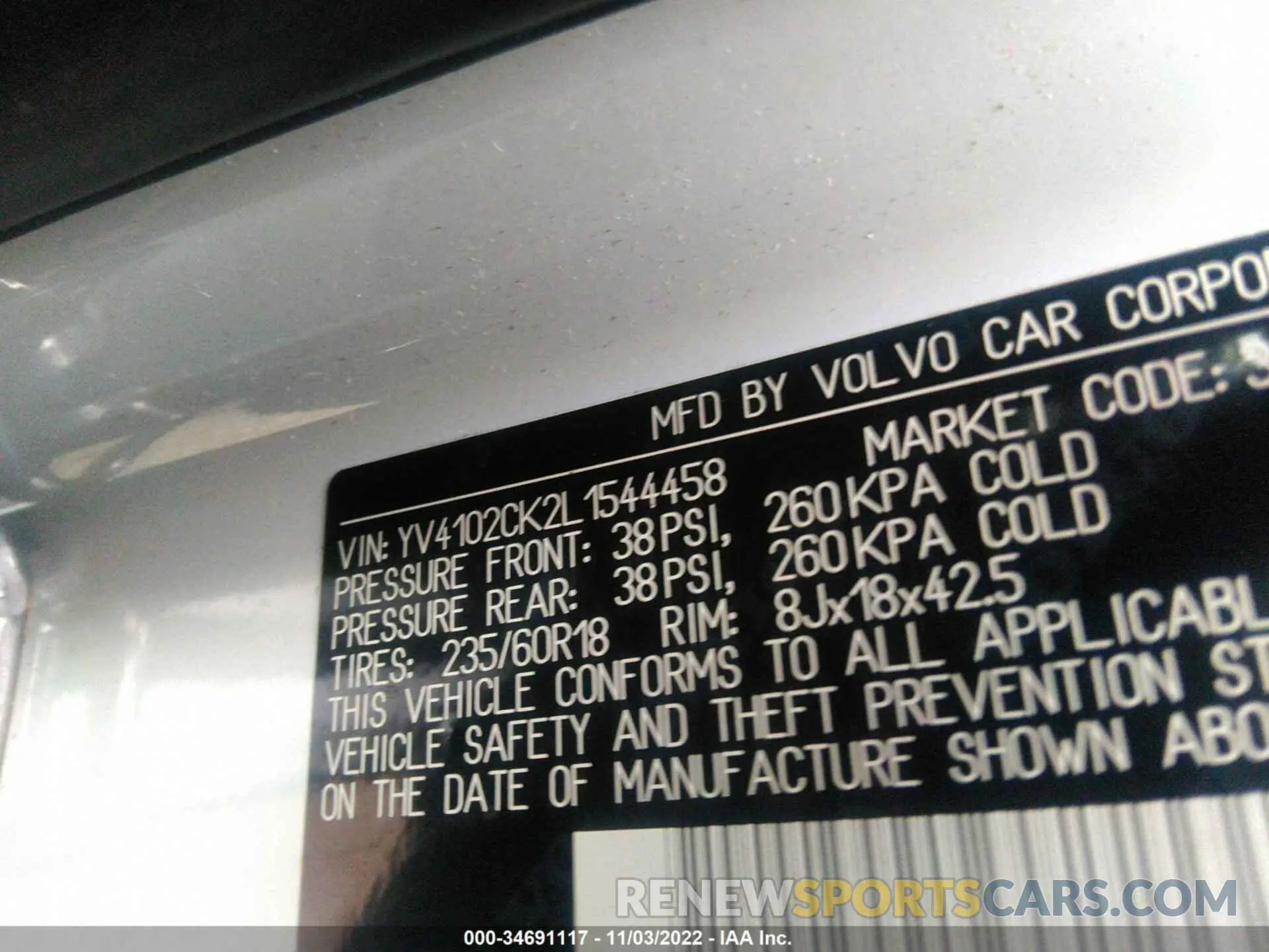 9 Photograph of a damaged car YV4102CK2L1544458 VOLVO XC90 2020